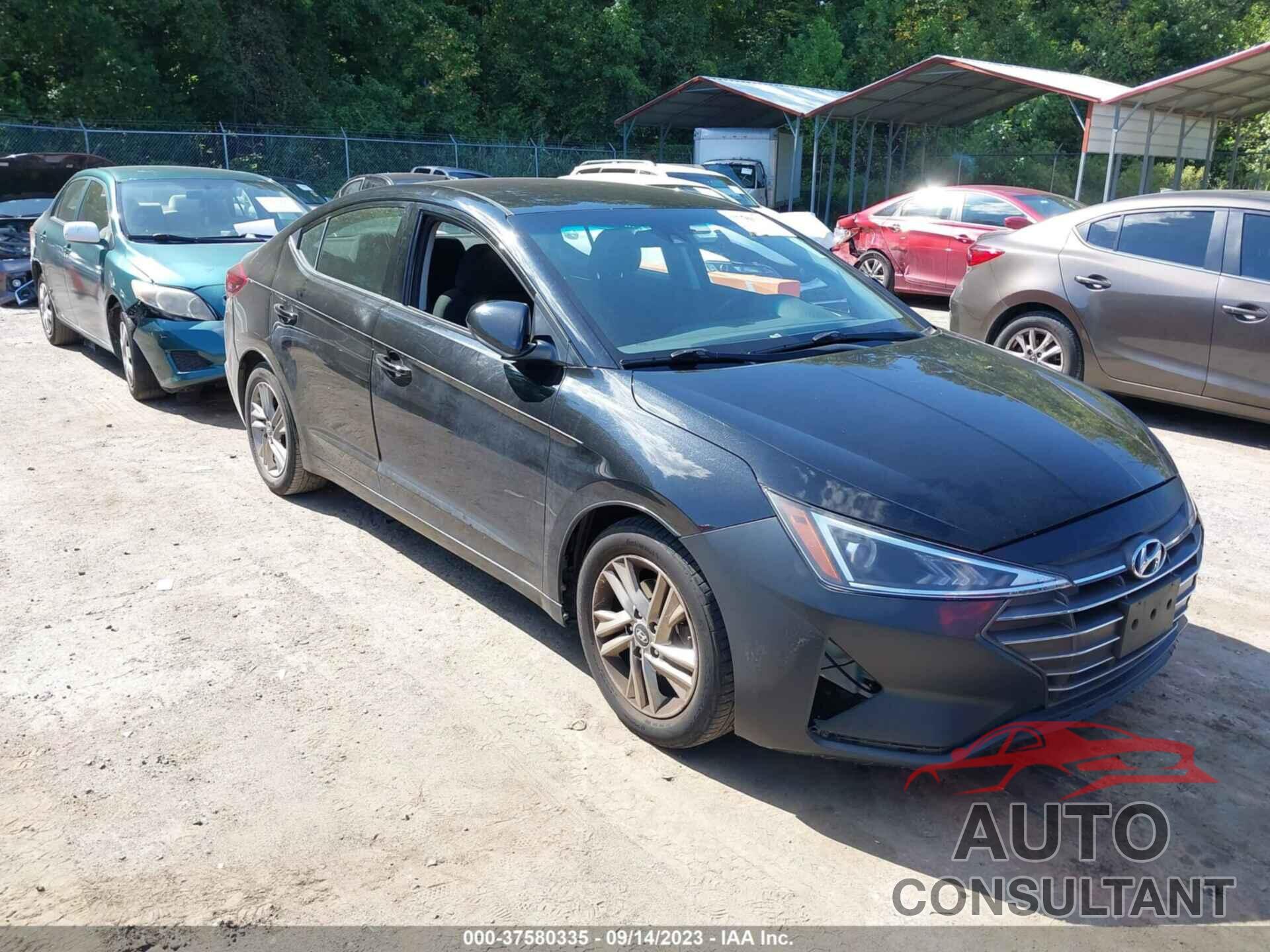 HYUNDAI ELANTRA 2019 - 5NPD84LF1KH451073
