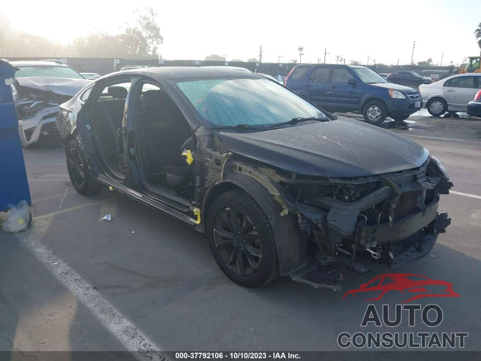 CHEVROLET MALIBU 2019 - 1G1ZD5ST2KF223682