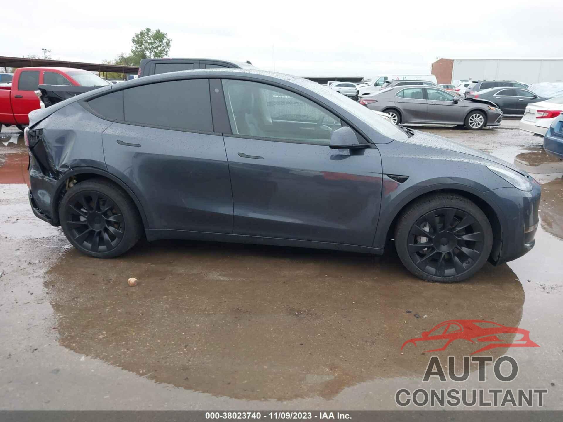 TESLA MODEL Y 2023 - 7SAYGDEE4PA048106