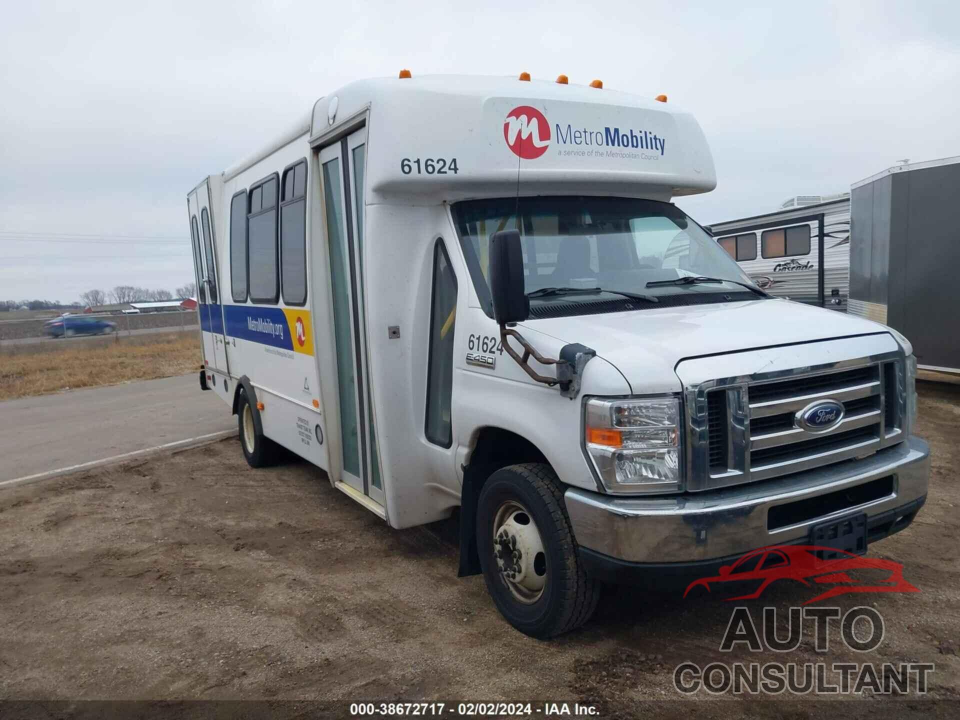 FORD E-450 CUTAWAY 2017 - 1FDFE4FS7HDC36446