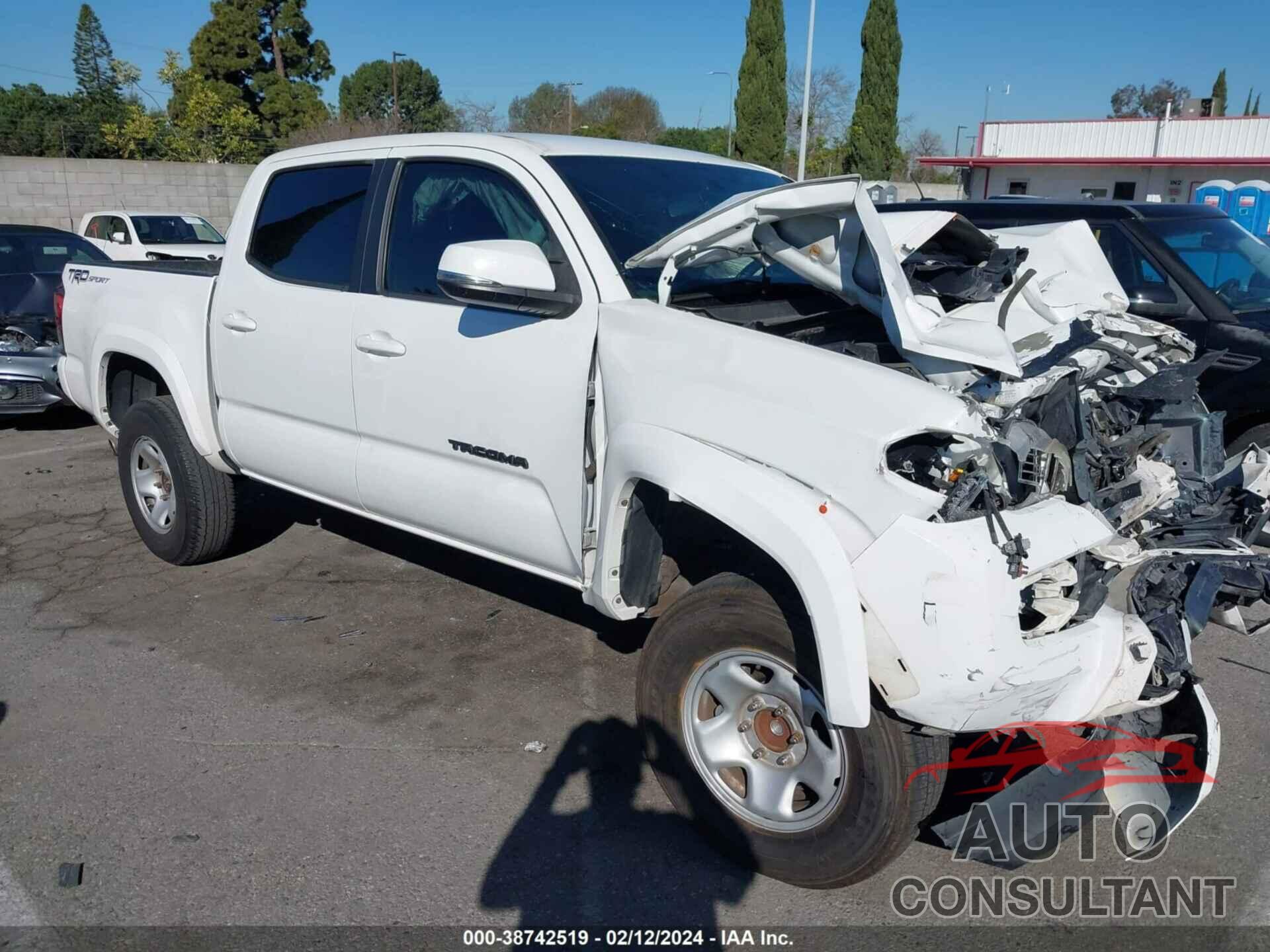 TOYOTA TACOMA 2016 - 3TMAZ5CN9GM019619
