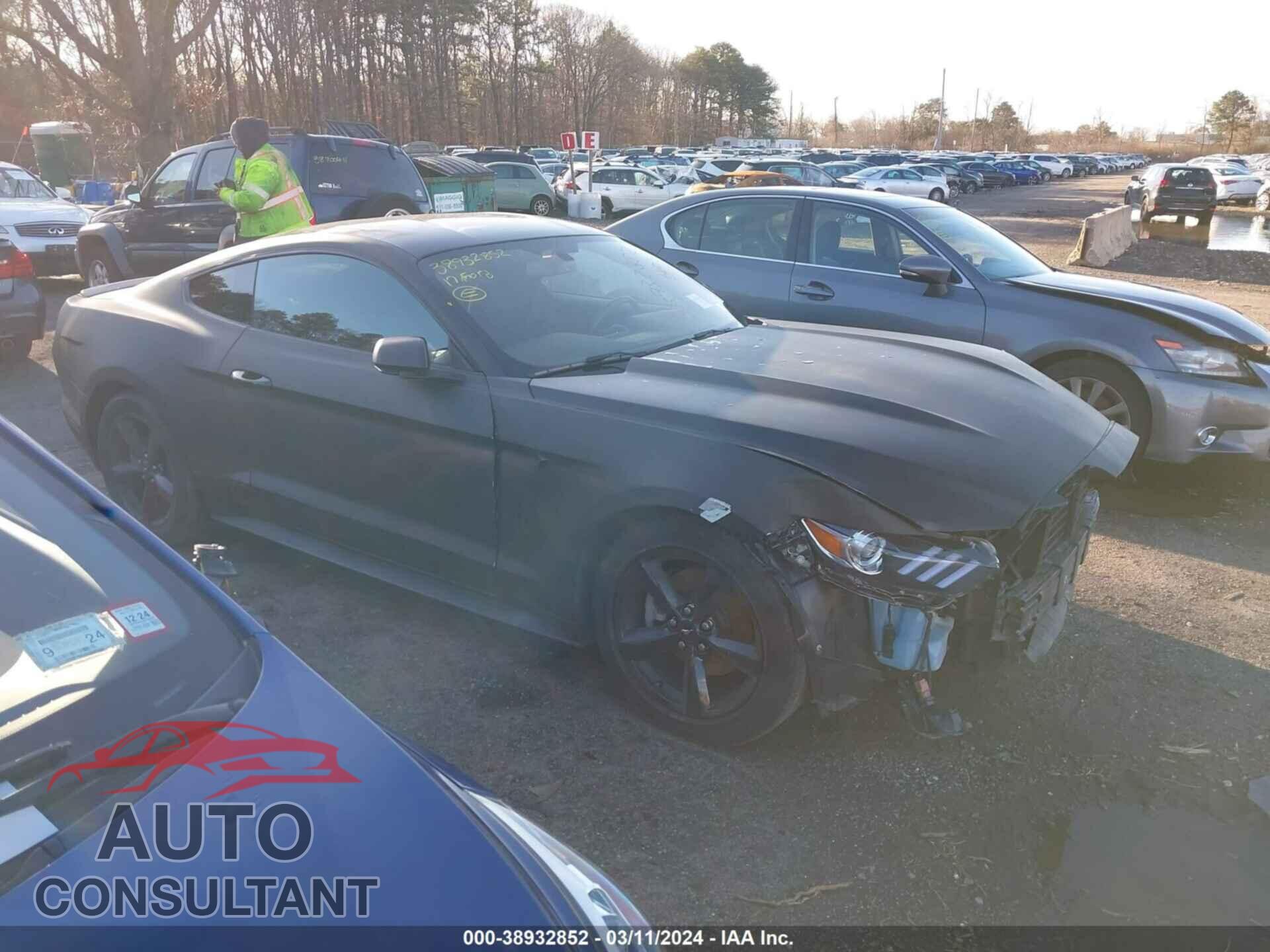 FORD MUSTANG 2017 - 1FA6P8TH2H5275847