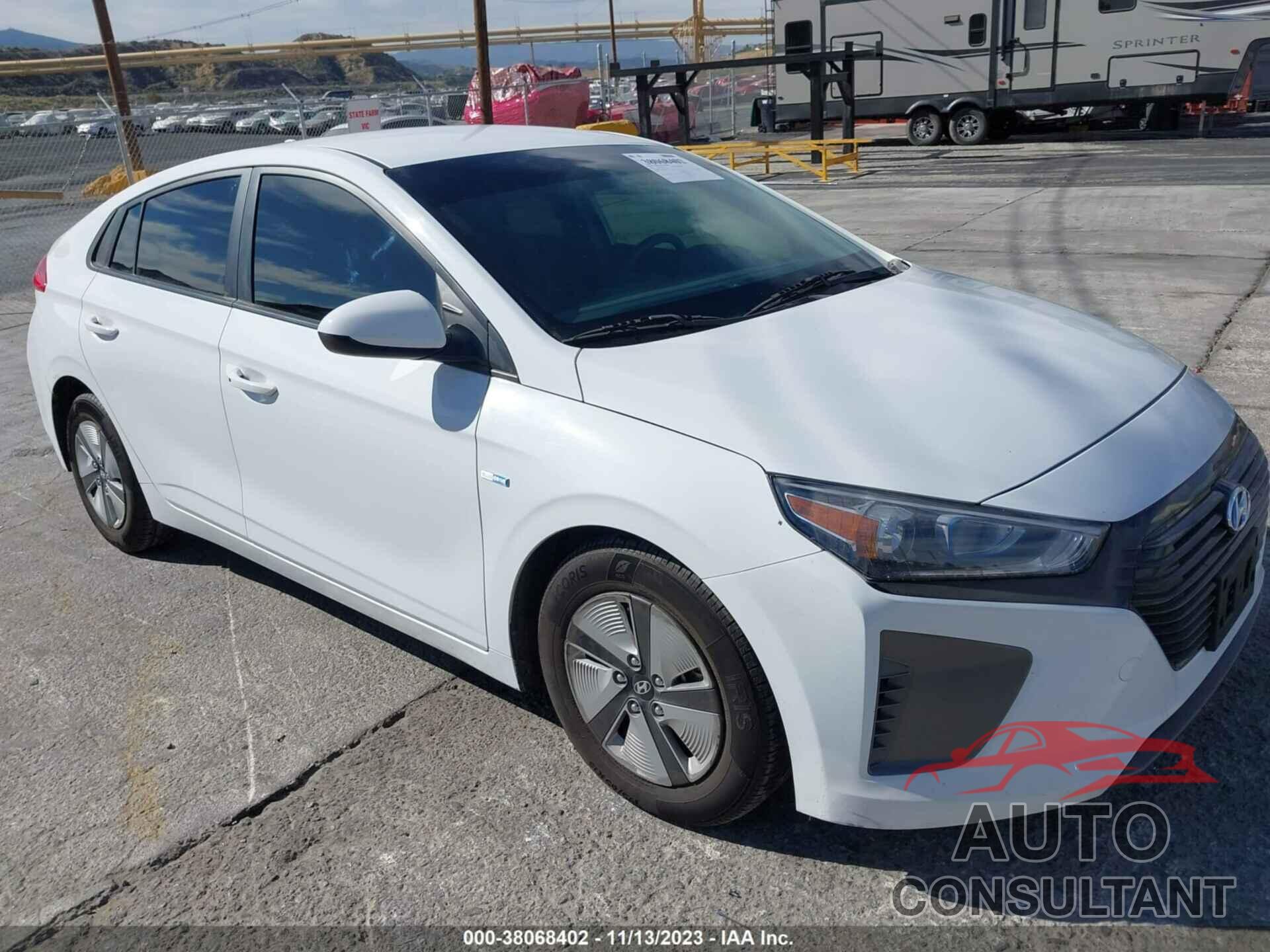 HYUNDAI IONIQ HYBRID 2019 - KMHC65LC1KU175945