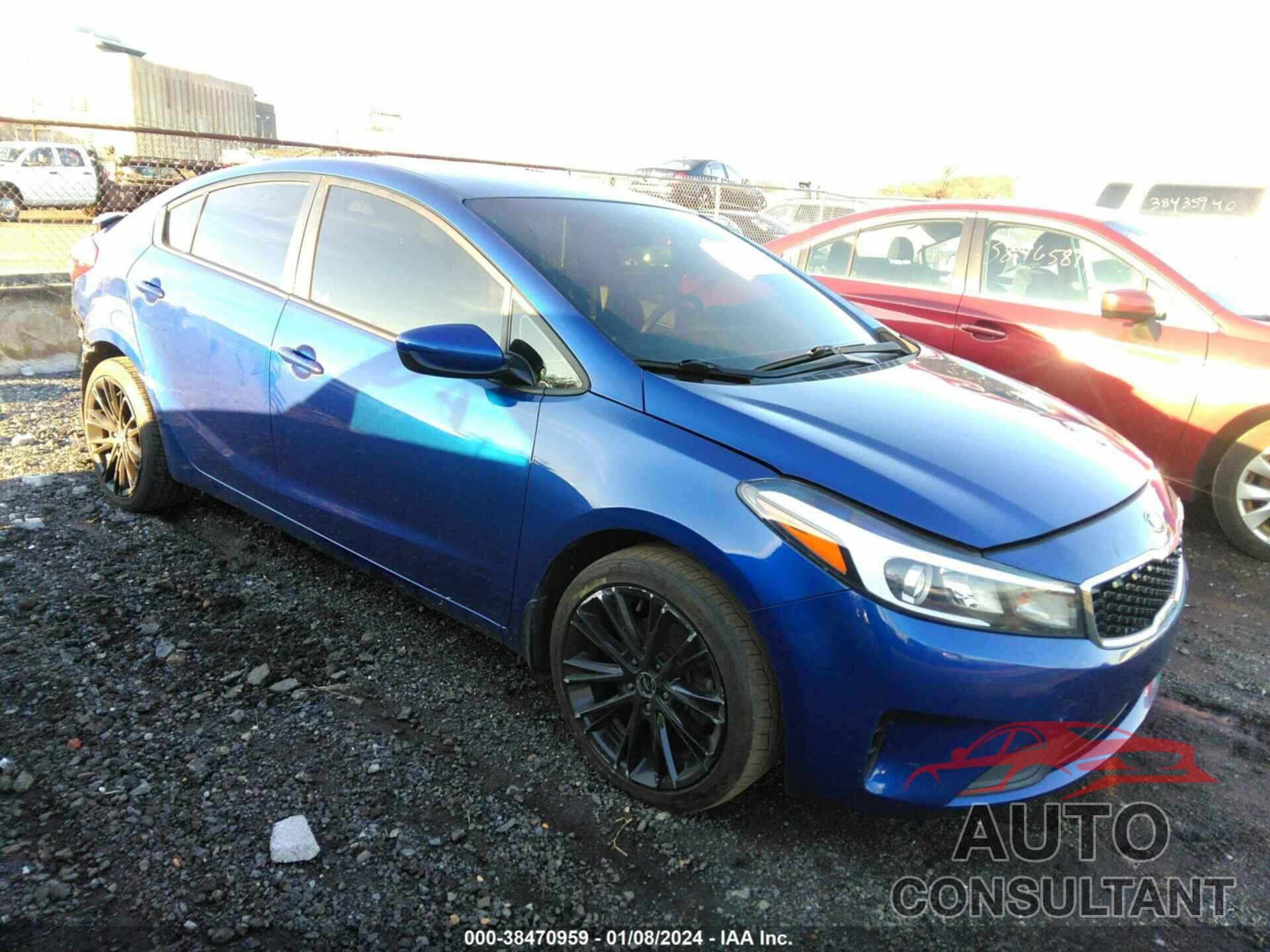 KIA FORTE 2018 - 3KPFK4A74JE283261