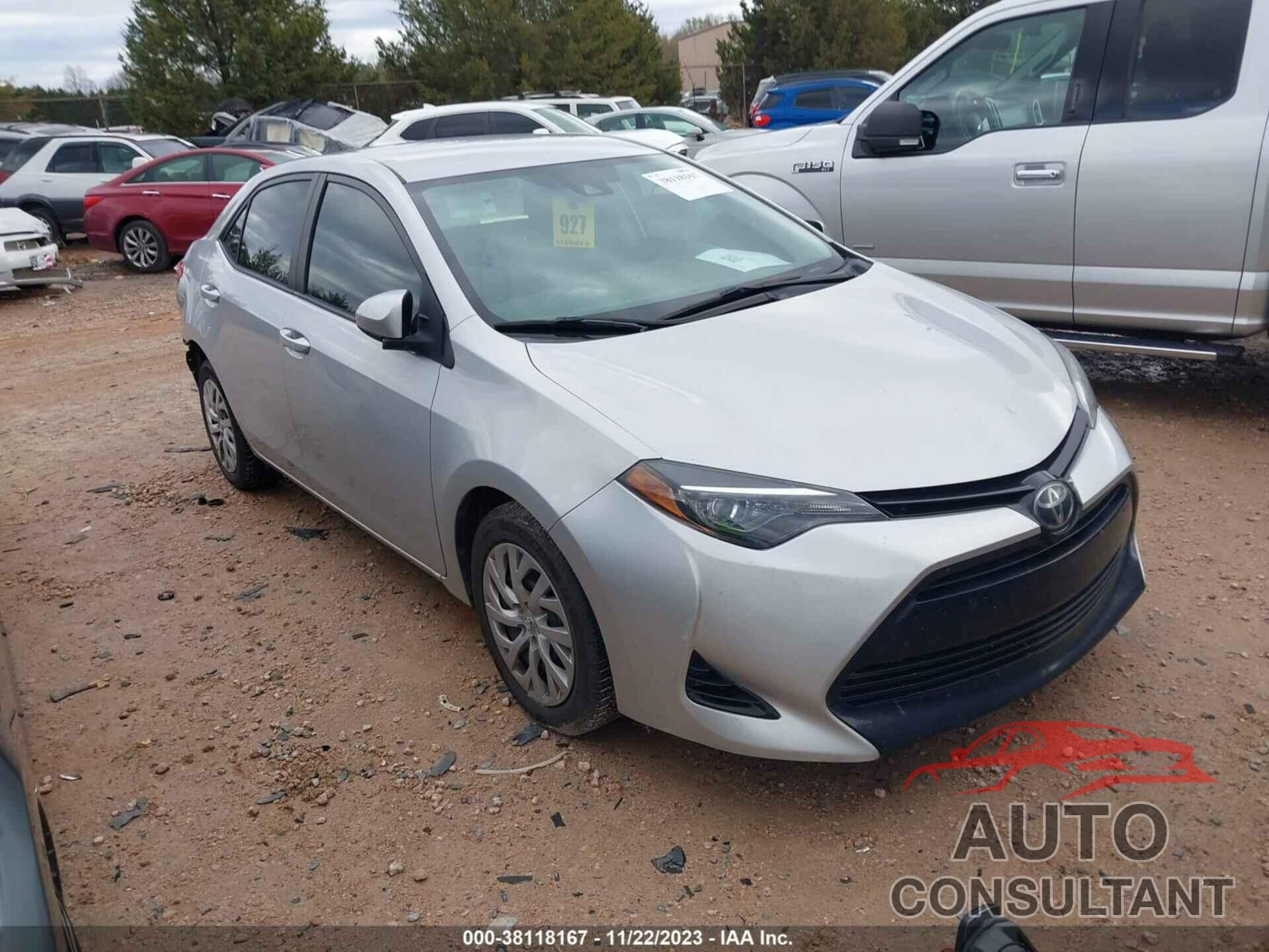 TOYOTA COROLLA 2018 - 2T1BURHE2JC056594