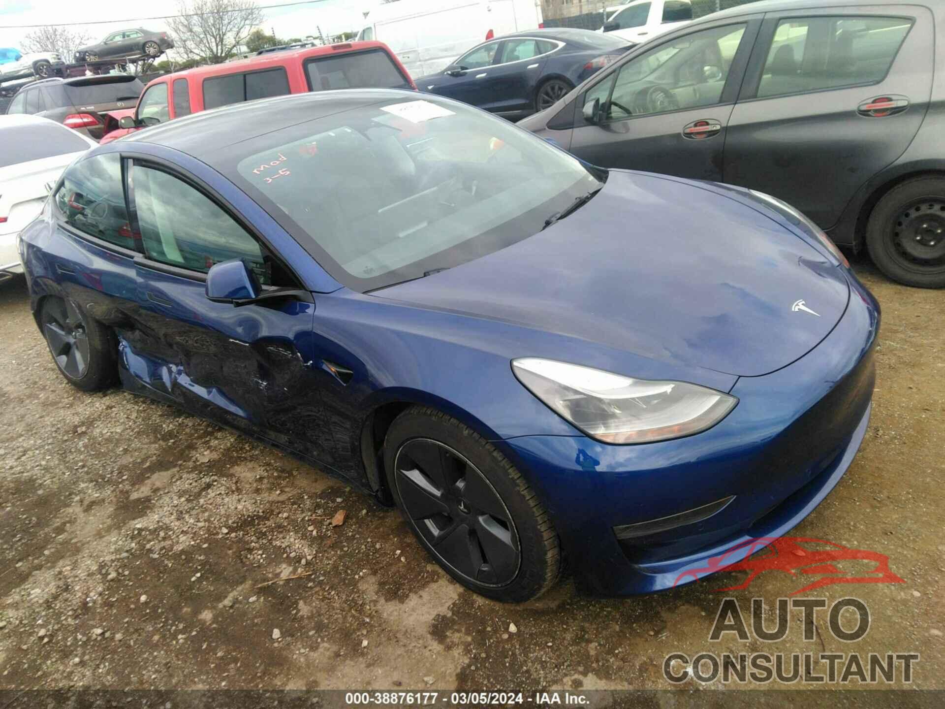 TESLA MODEL 3 2022 - 5YJ3E1EBXNF313970