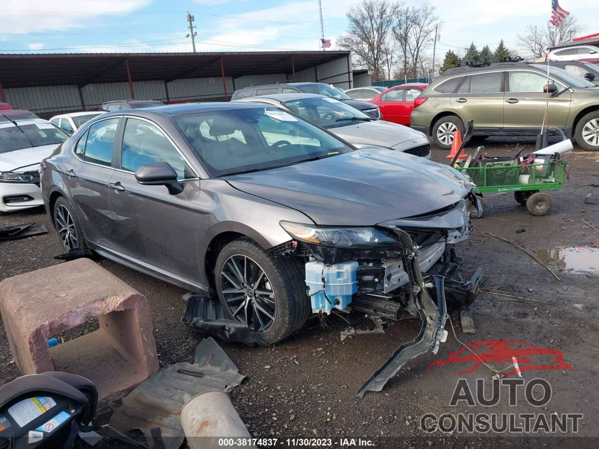 TOYOTA CAMRY 2021 - 4T1G11BK5MU029908