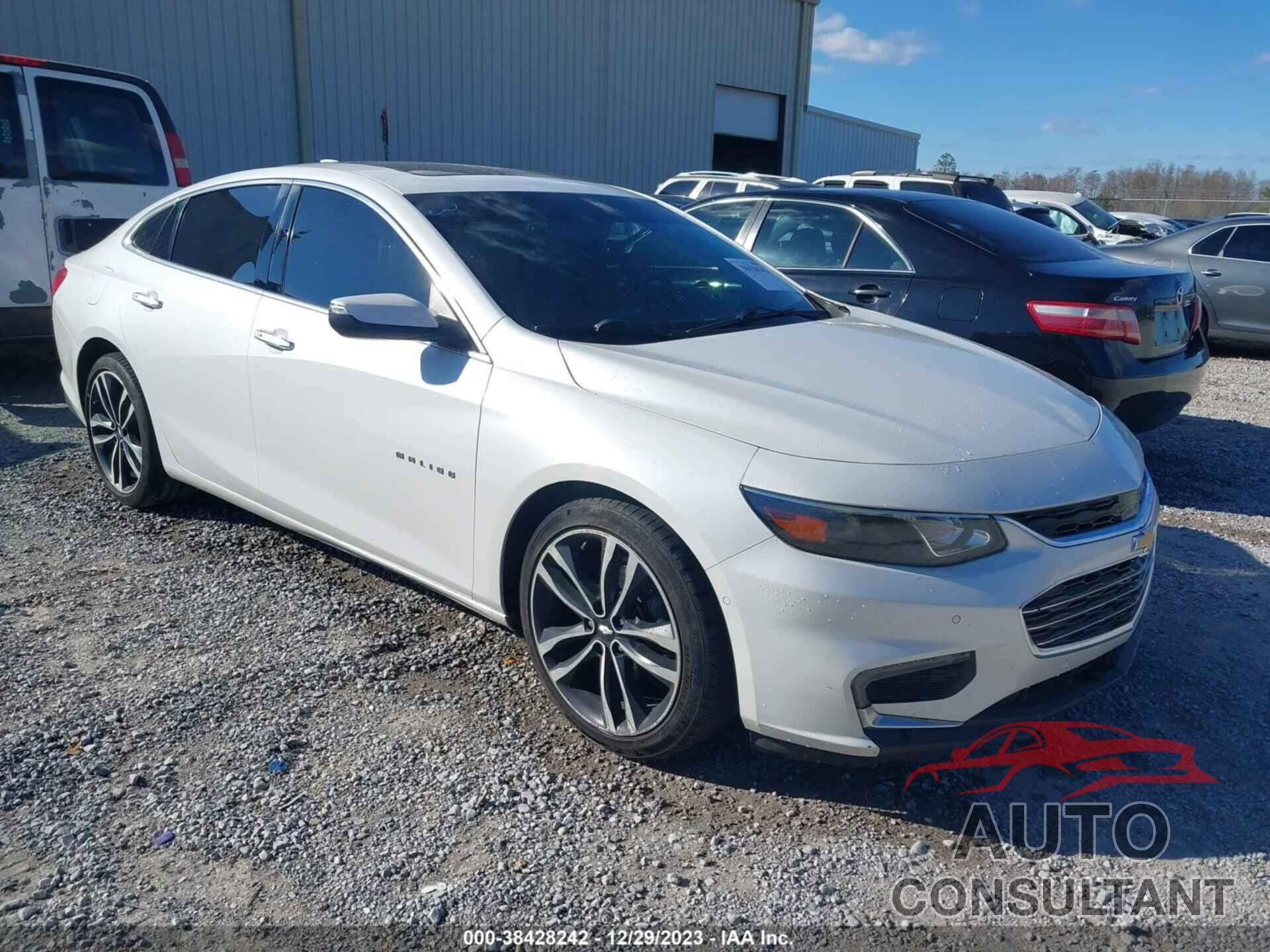 CHEVROLET MALIBU 2017 - 1G1ZH5SX5HF236815