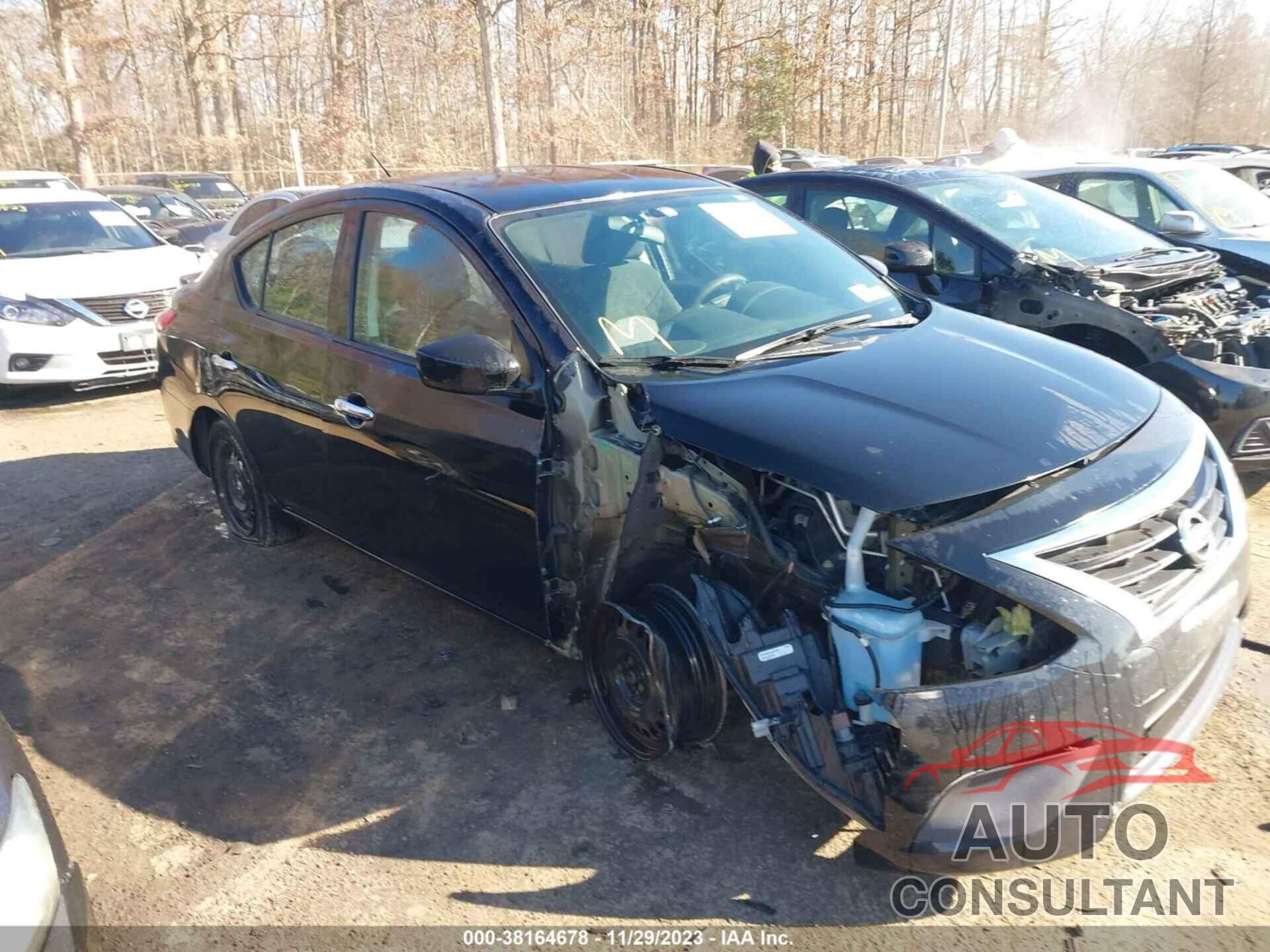 NISSAN VERSA 2017 - 3N1CN7AP0HL847010