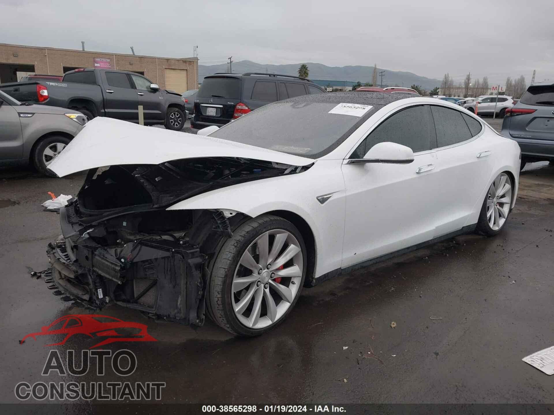 TESLA MODEL S 2016 - 5YJSA1E48GF123287
