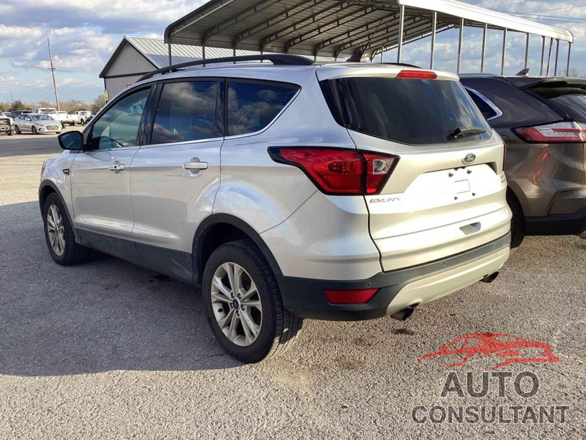 FORD ESCAPE 2019 - 1FMCU9HD7KUA44386