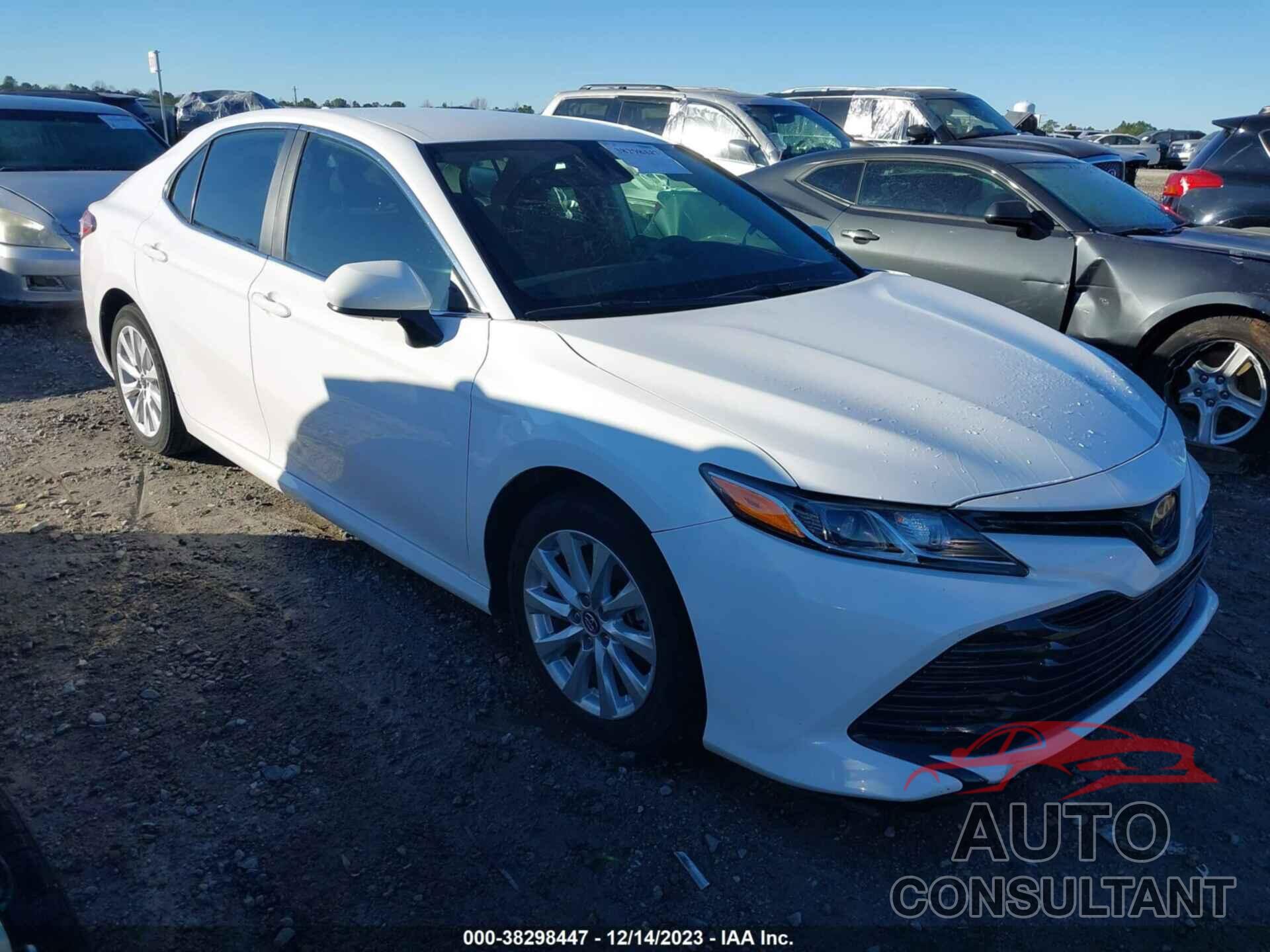 TOYOTA CAMRY 2019 - 4T1B11HK4KU819778