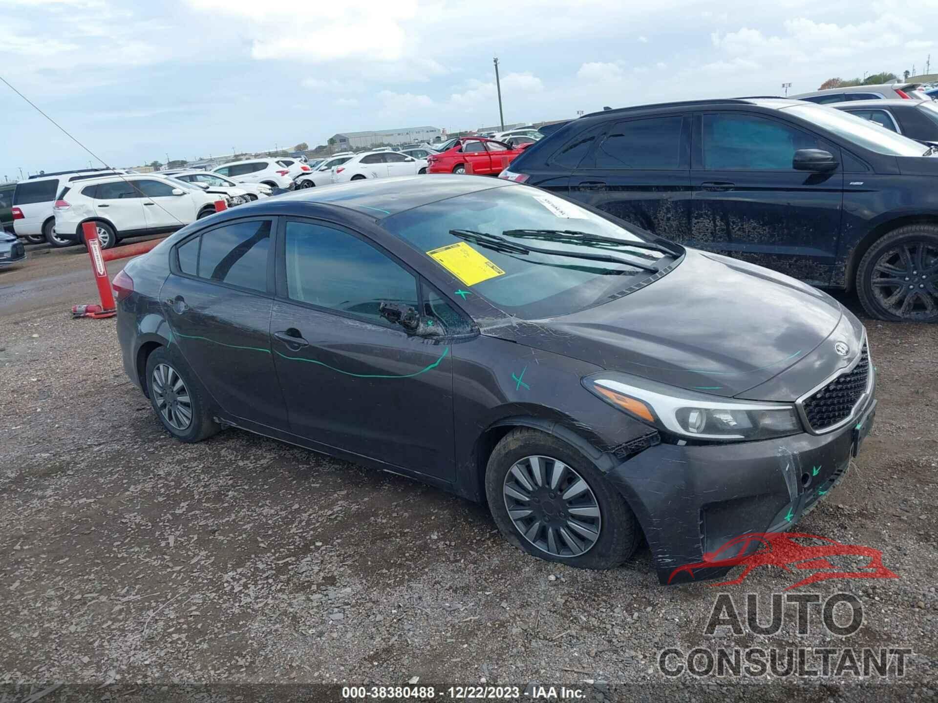 KIA FORTE 2018 - 3KPFL4A72JE224769