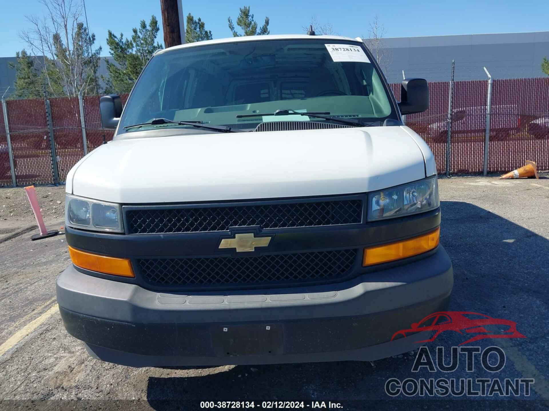 CHEVROLET EXPRESS 2500 2019 - 1GCWGAFP2K1296412