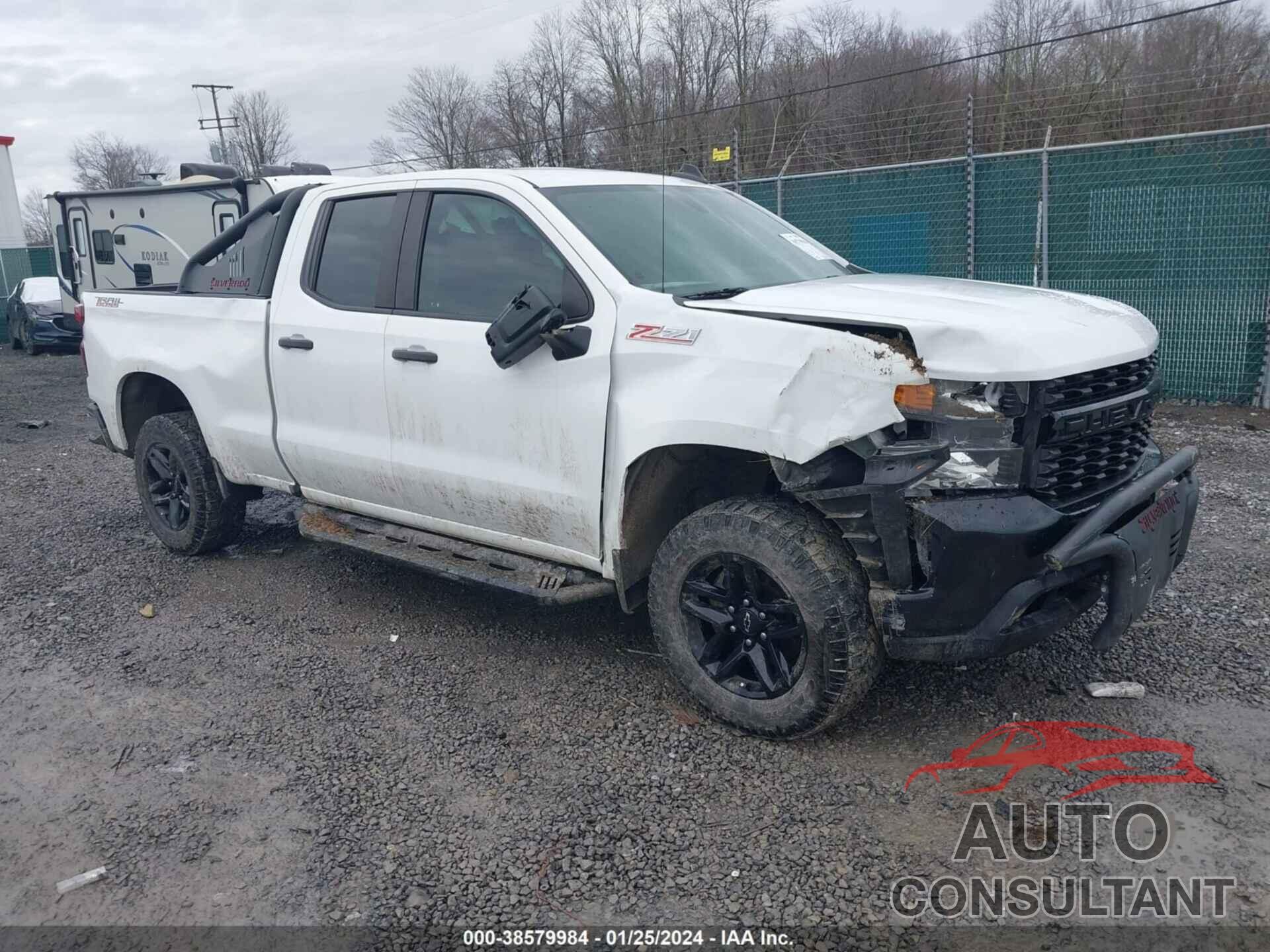 CHEVROLET SILVERADO 1500 2019 - 1GCRYCEF9KZ412141