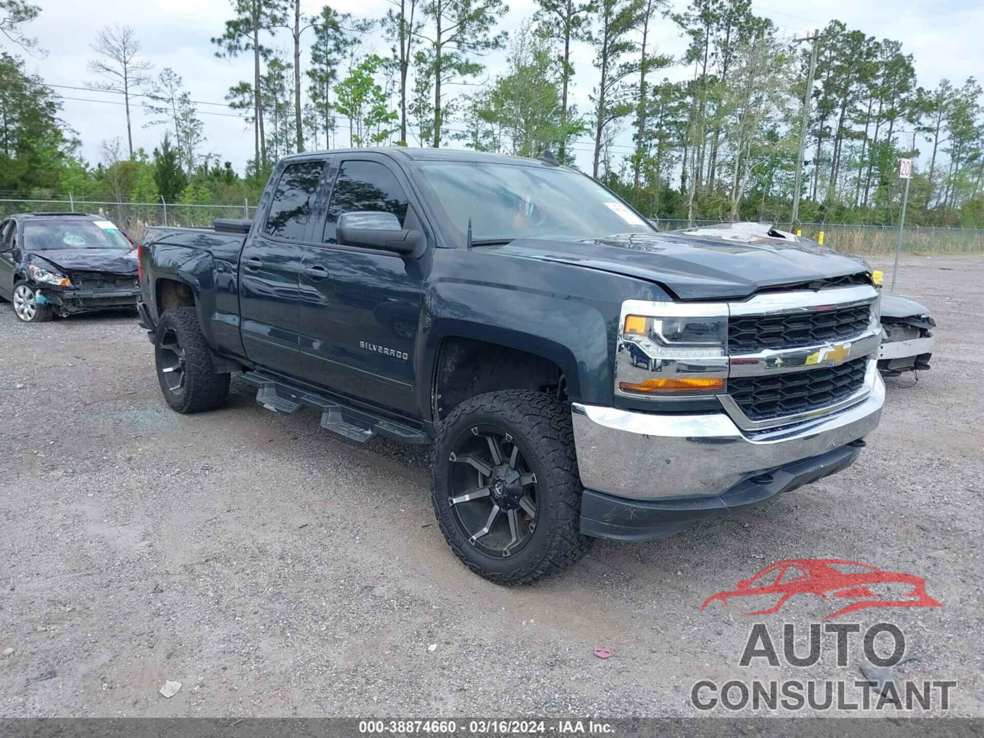 CHEVROLET SILVERADO 2018 - 1GCVKREC2JZ175614