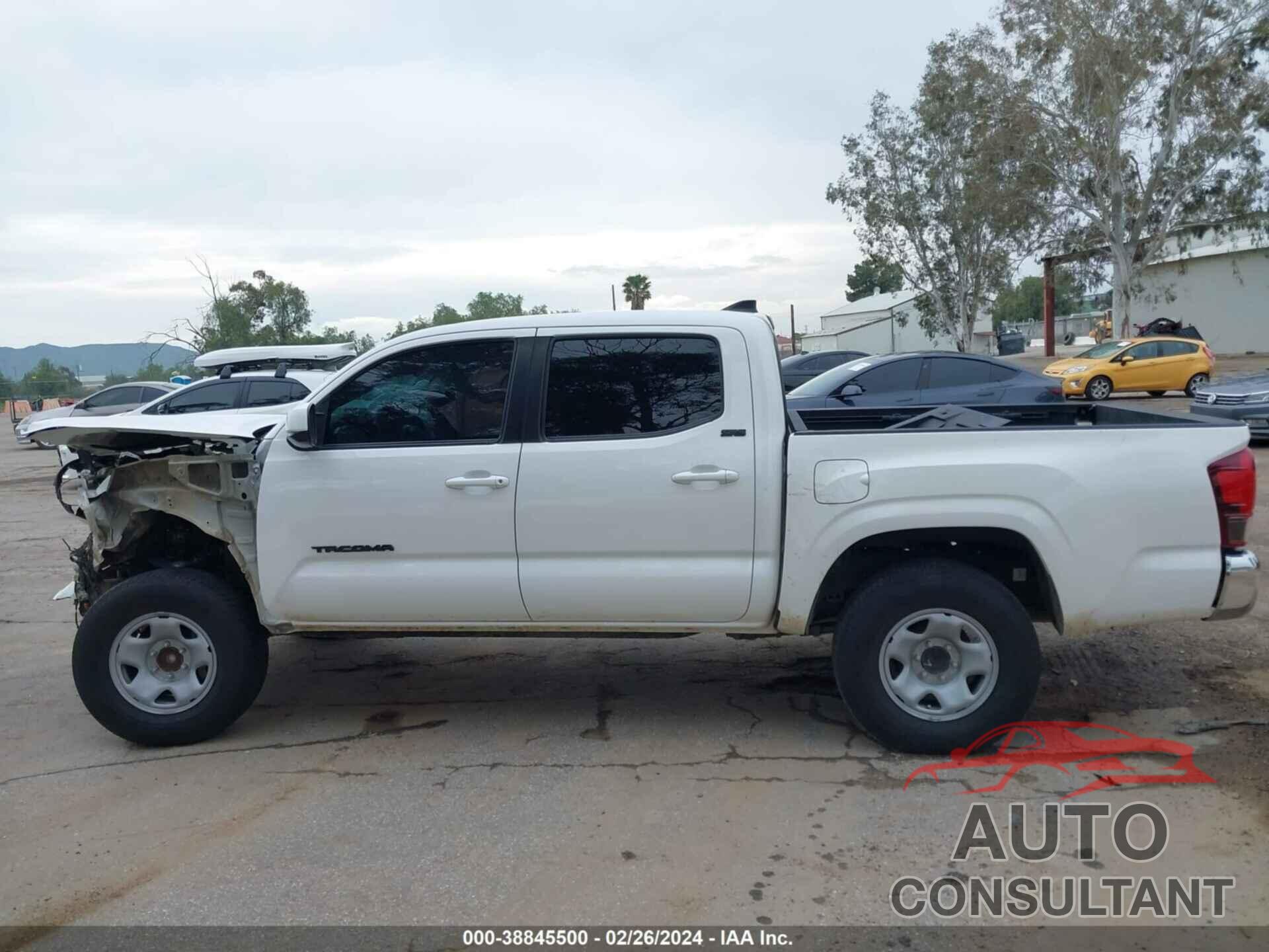 TOYOTA TACOMA 2019 - 5TFAX5GN7KX146145