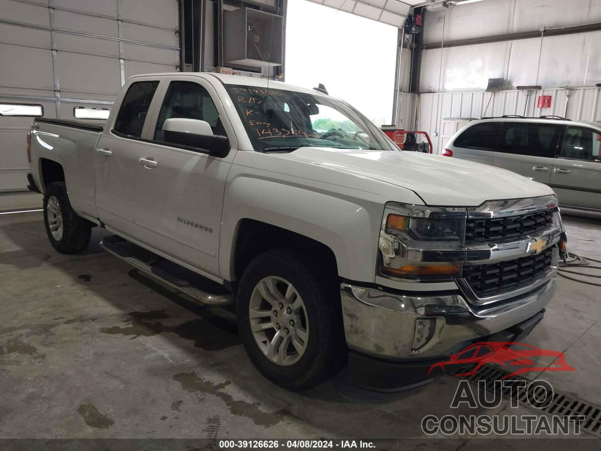 CHEVROLET SILVERADO 1500 2016 - 1GCVKREC6GZ152491