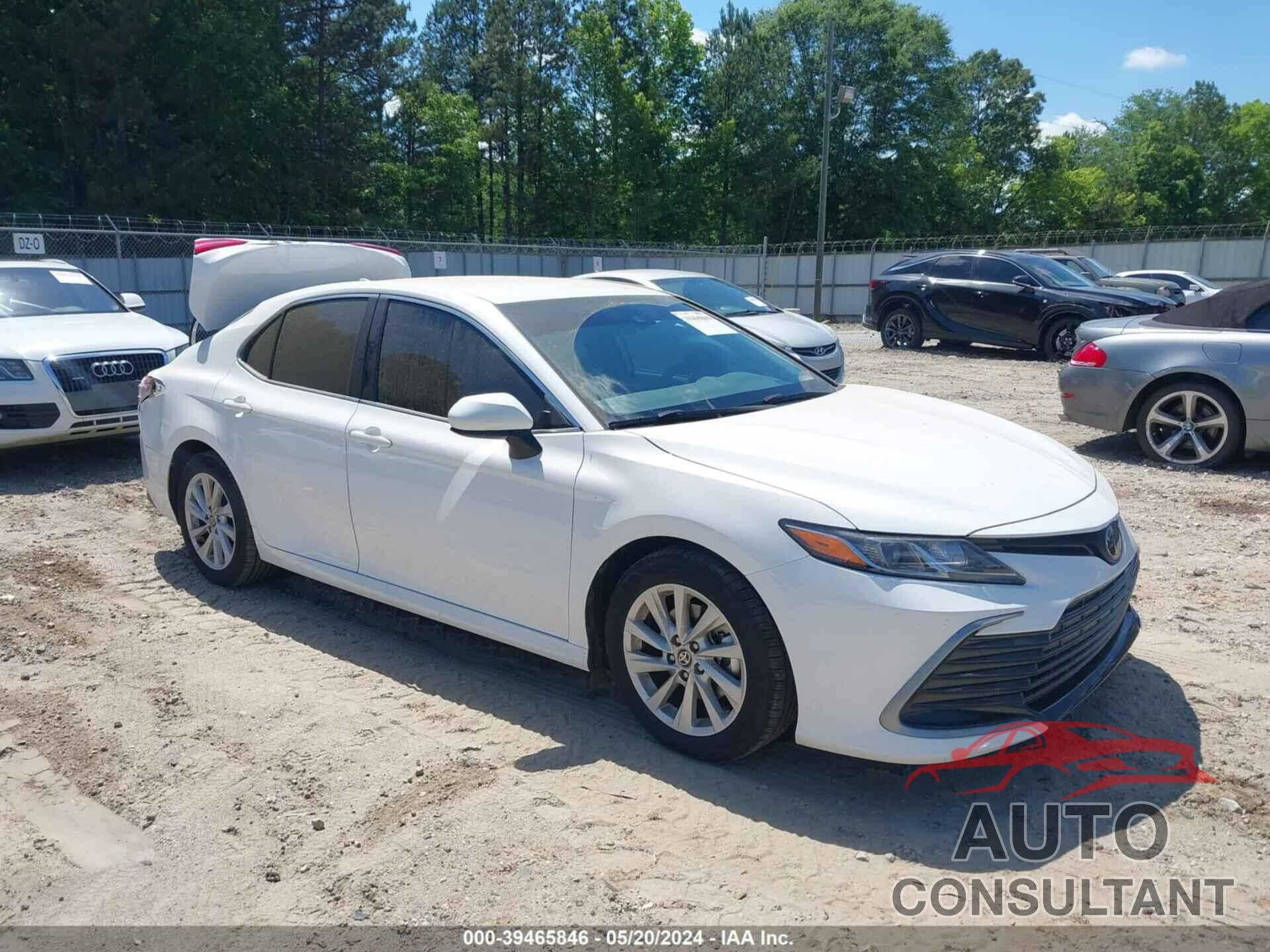 TOYOTA CAMRY 2021 - 4T1C11AK2MU612002