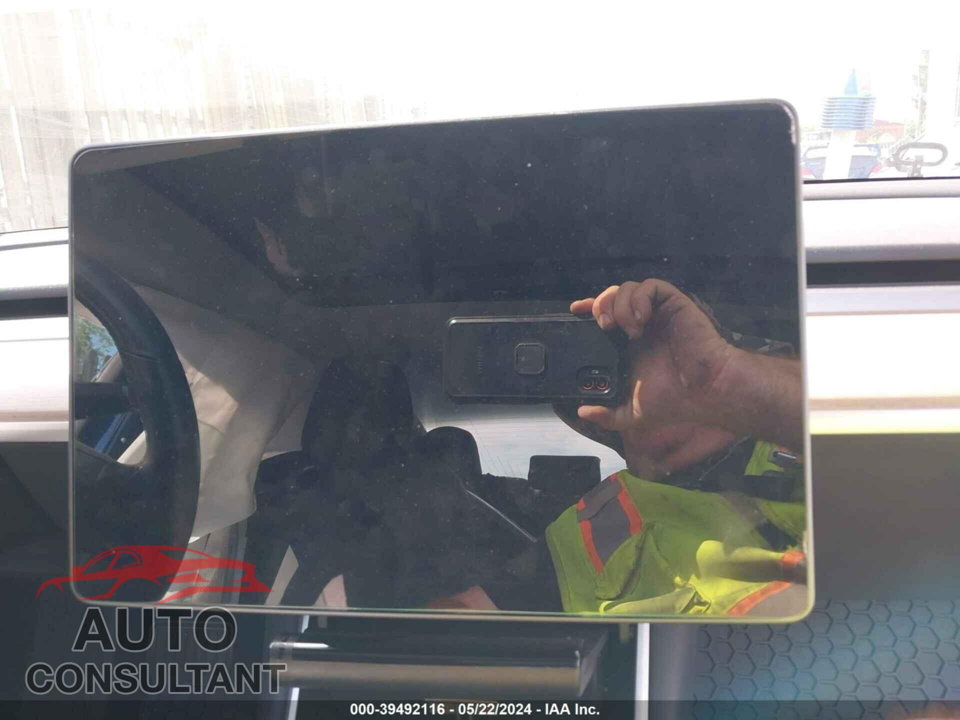 TESLA MODEL 3 2018 - 5YJ3E1EA4JF024696