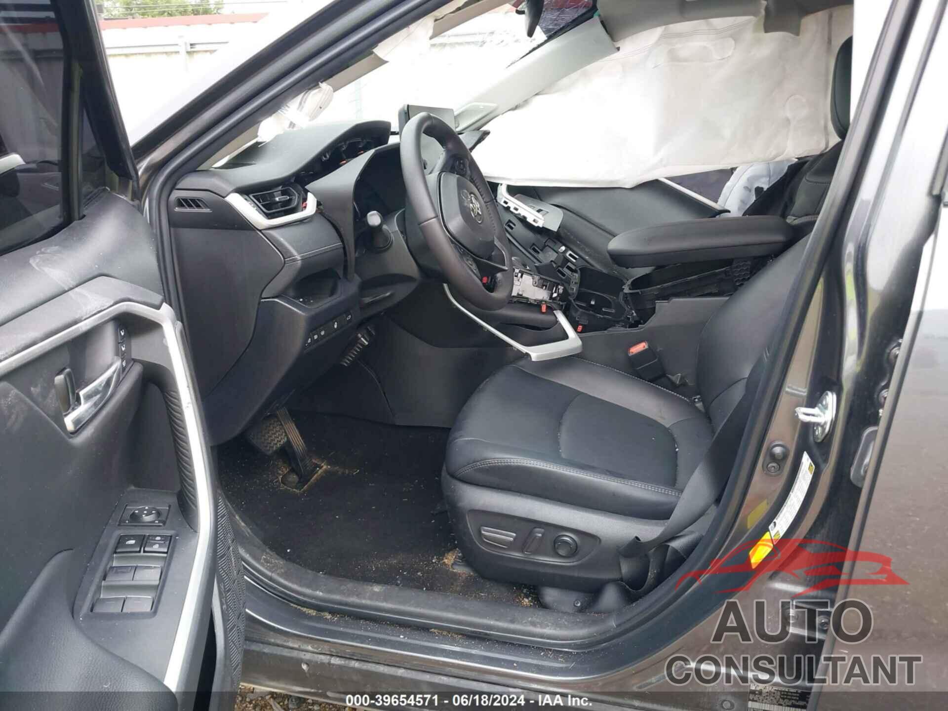 TOYOTA RAV4 2023 - 2T3C1RFV9PC217278