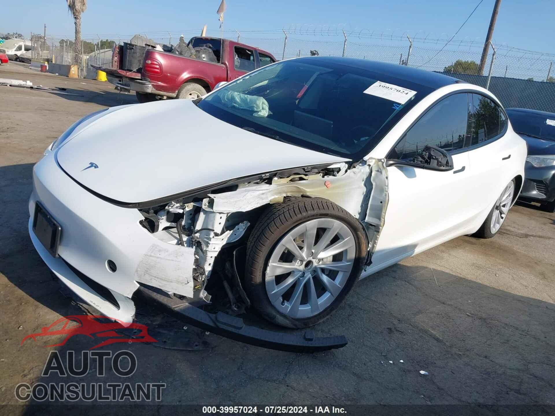 TESLA MODEL 3 2023 - 5YJ3E1EA0PF450345
