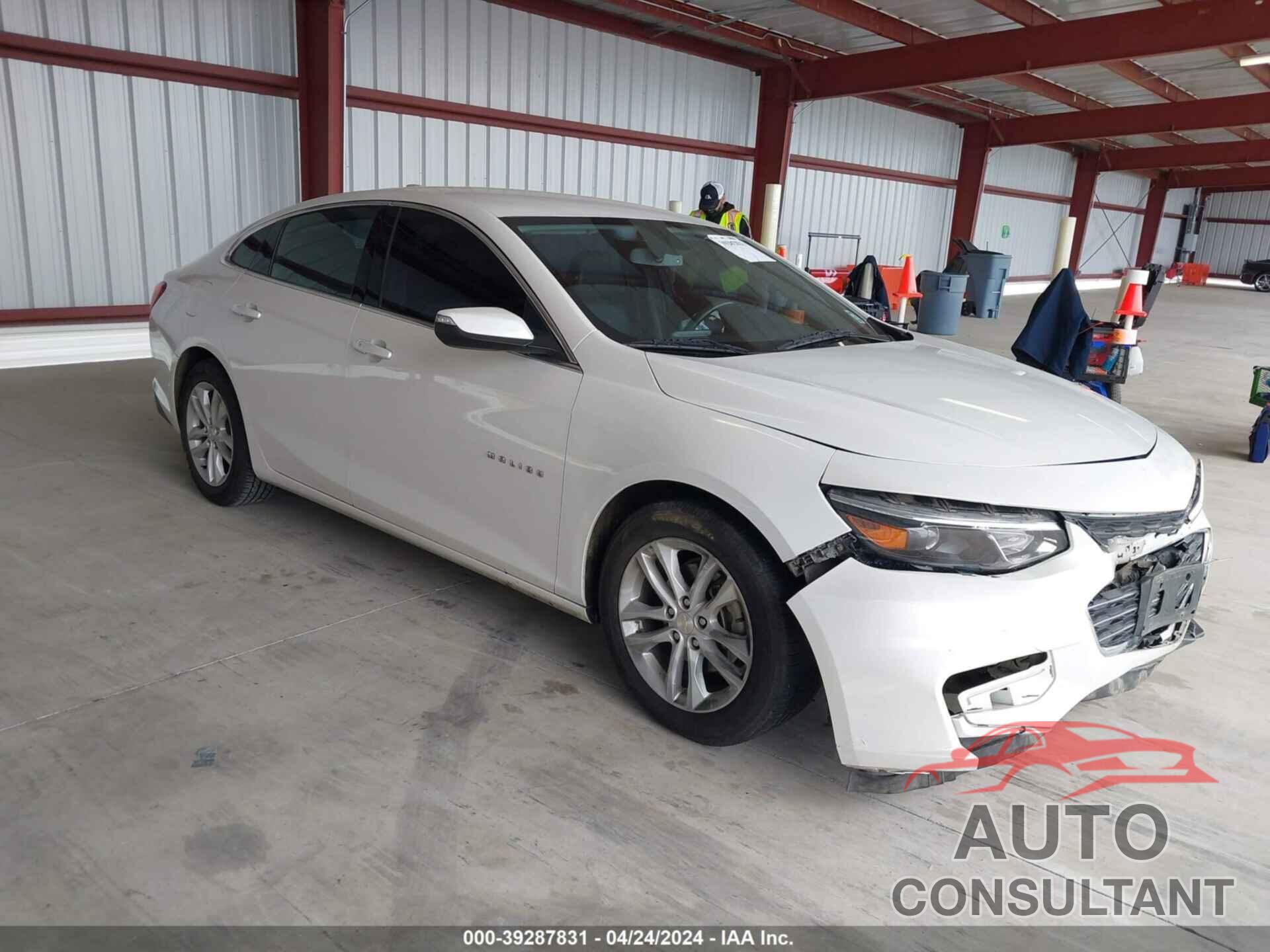 CHEVROLET MALIBU 2017 - 1G1ZE5ST7HF208648