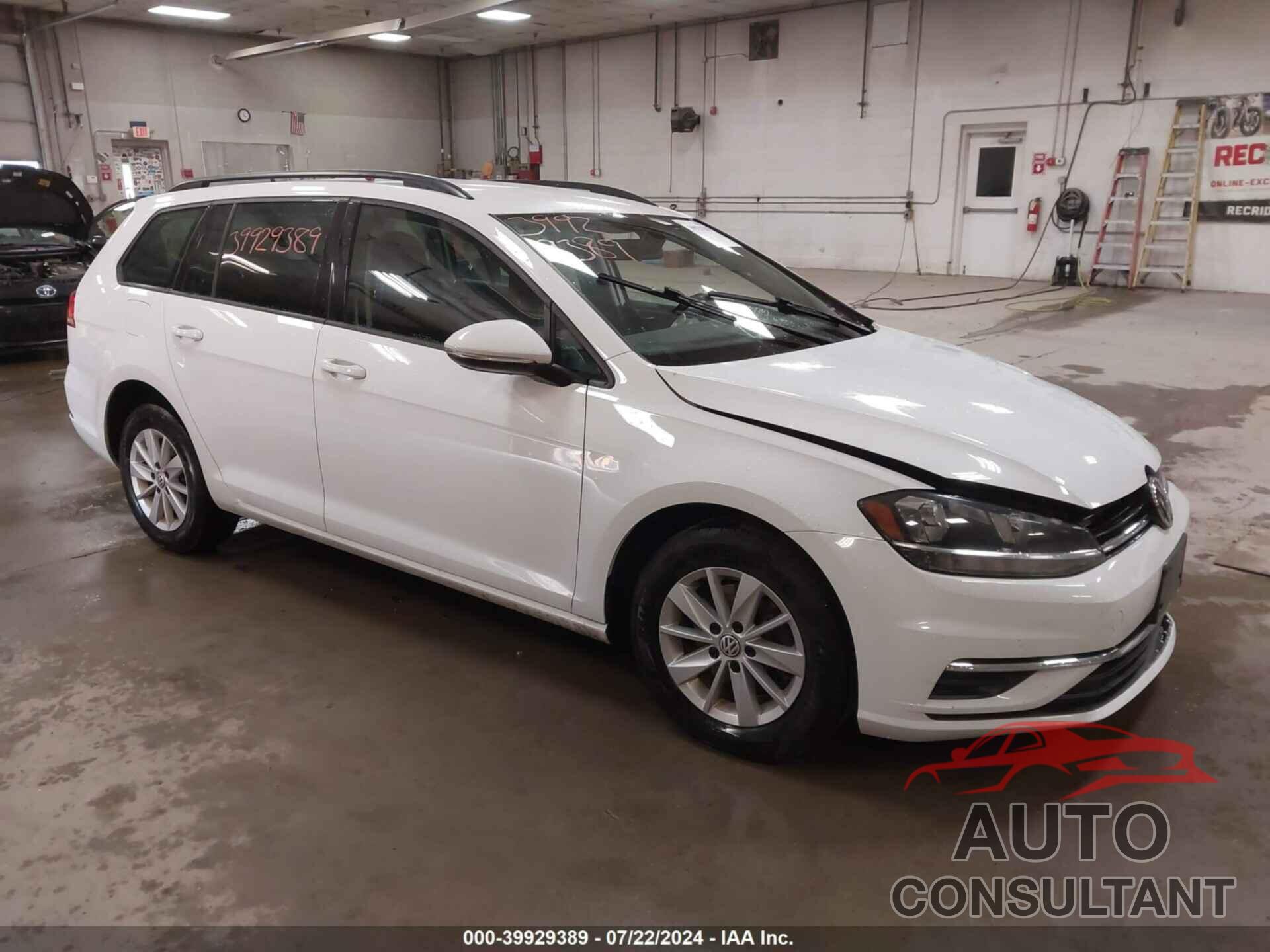 VOLKSWAGEN GOLF SPORTWAGEN 2018 - 3VW717AU7JM755275