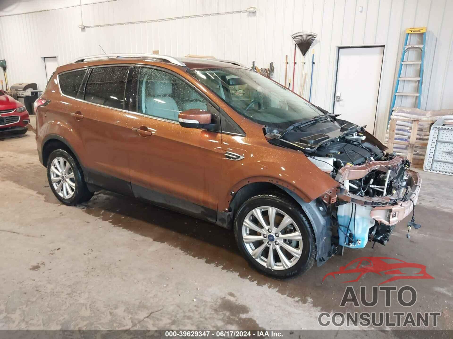 FORD ESCAPE 2017 - 1FMCU9JD3HUA47420