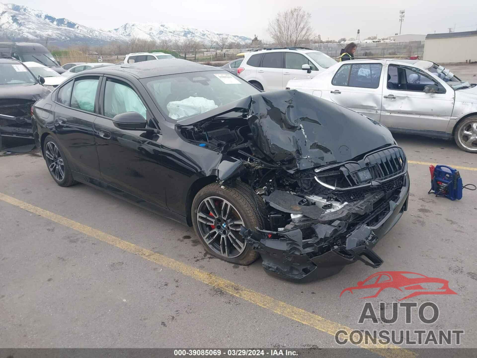 BMW 530 2024 - WBA53FJ04RCP78843