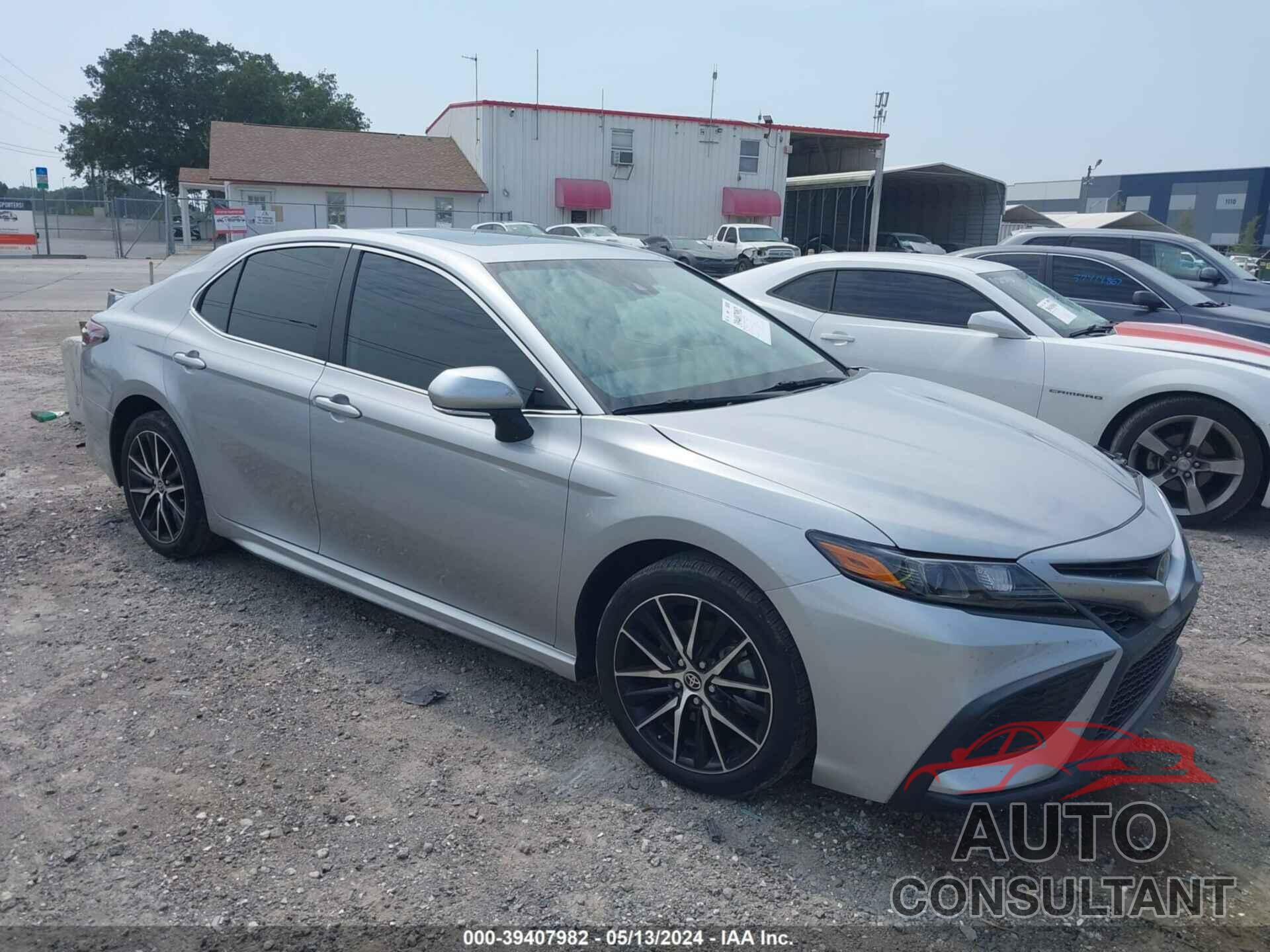 TOYOTA CAMRY 2021 - 4T1G11AK7MU575367