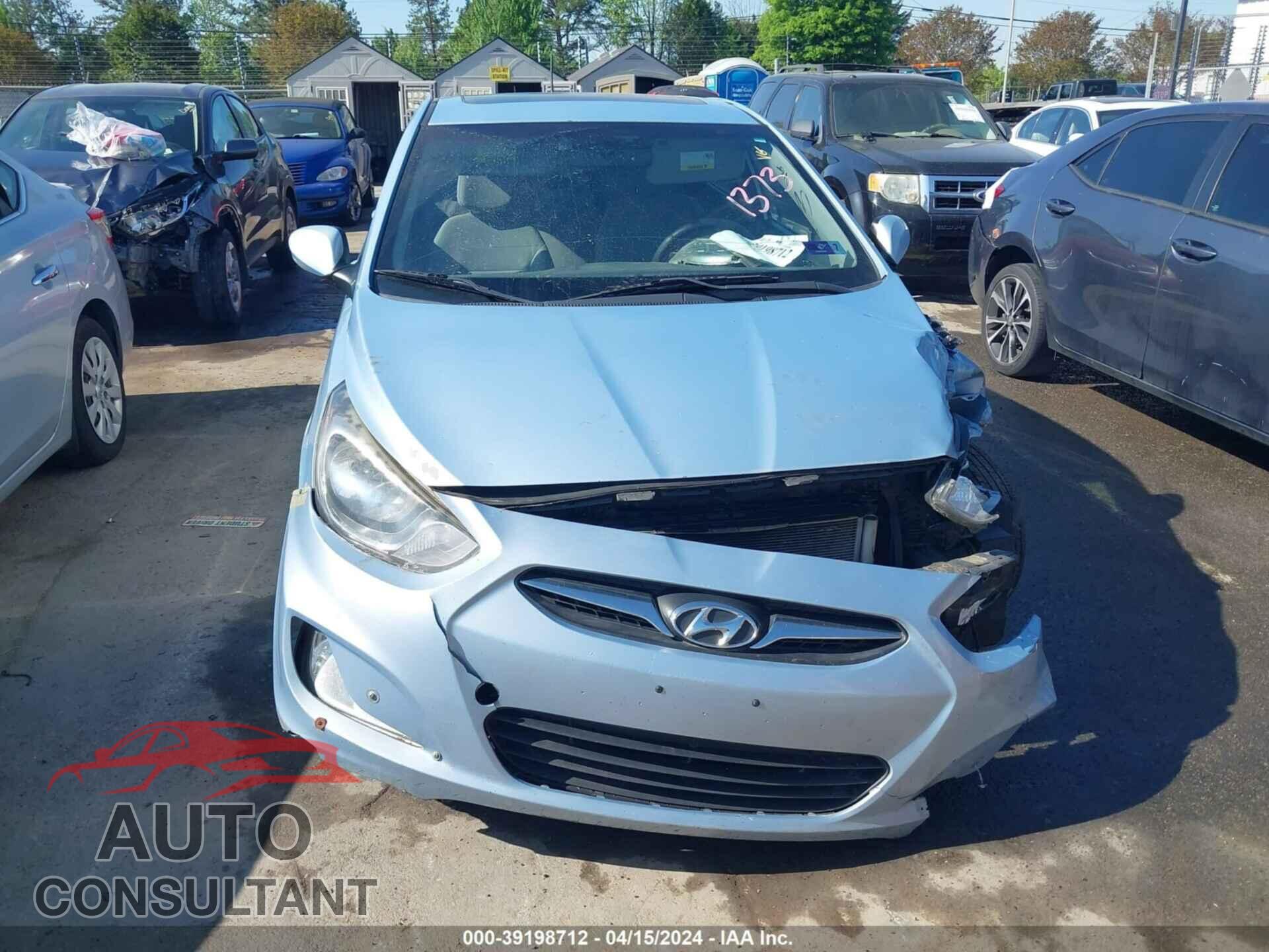 HYUNDAI ACCENT 2013 - KMHCU5AE4DU091373