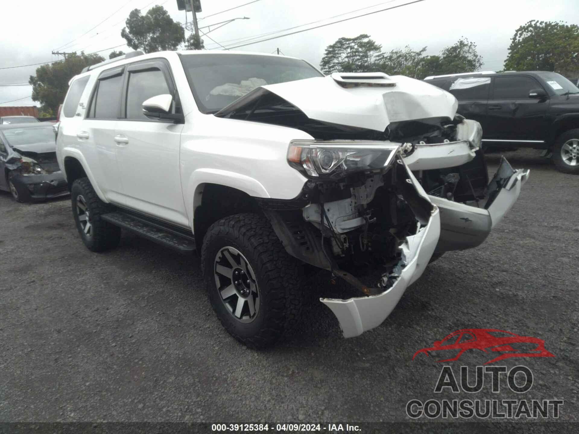 TOYOTA 4RUNNER 2018 - JTEBU5JR0J5574136