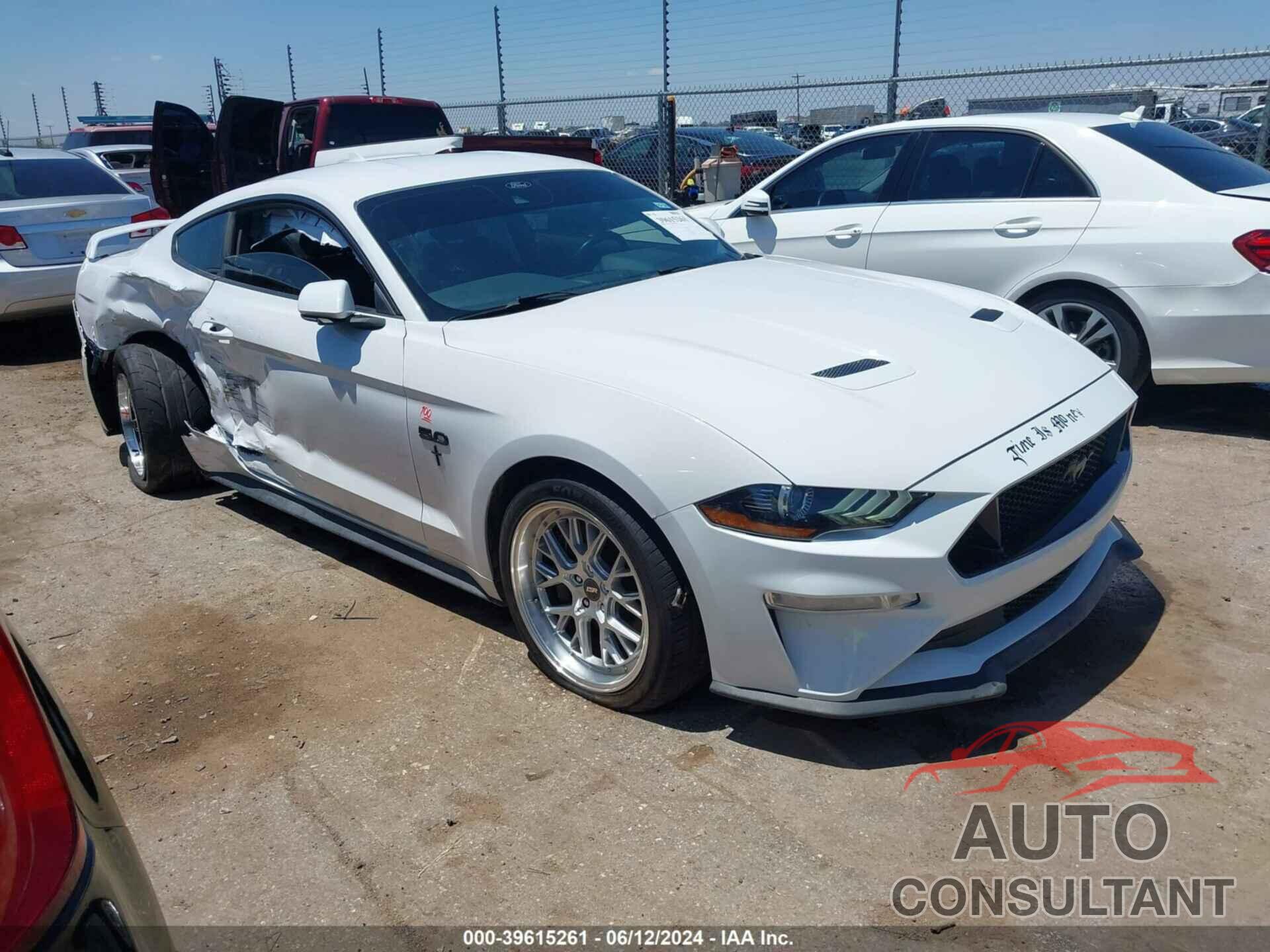 FORD MUSTANG 2021 - 1FA6P8CF2M5117565