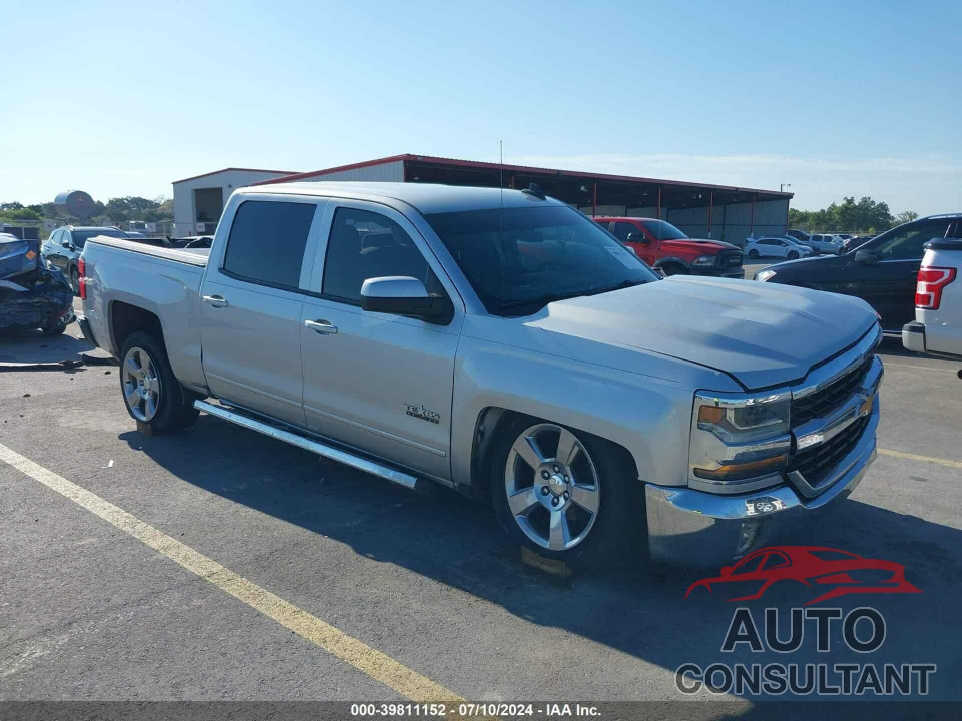 CHEVROLET SILVERADO 1500 2018 - 3GCPCREC0JG577766