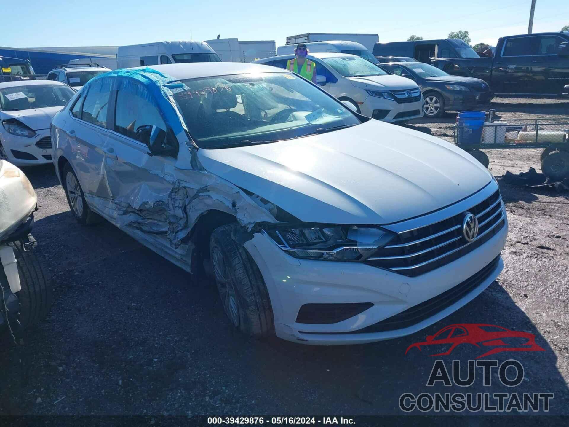 VOLKSWAGEN JETTA 2020 - 3VWN57BU5LM101355