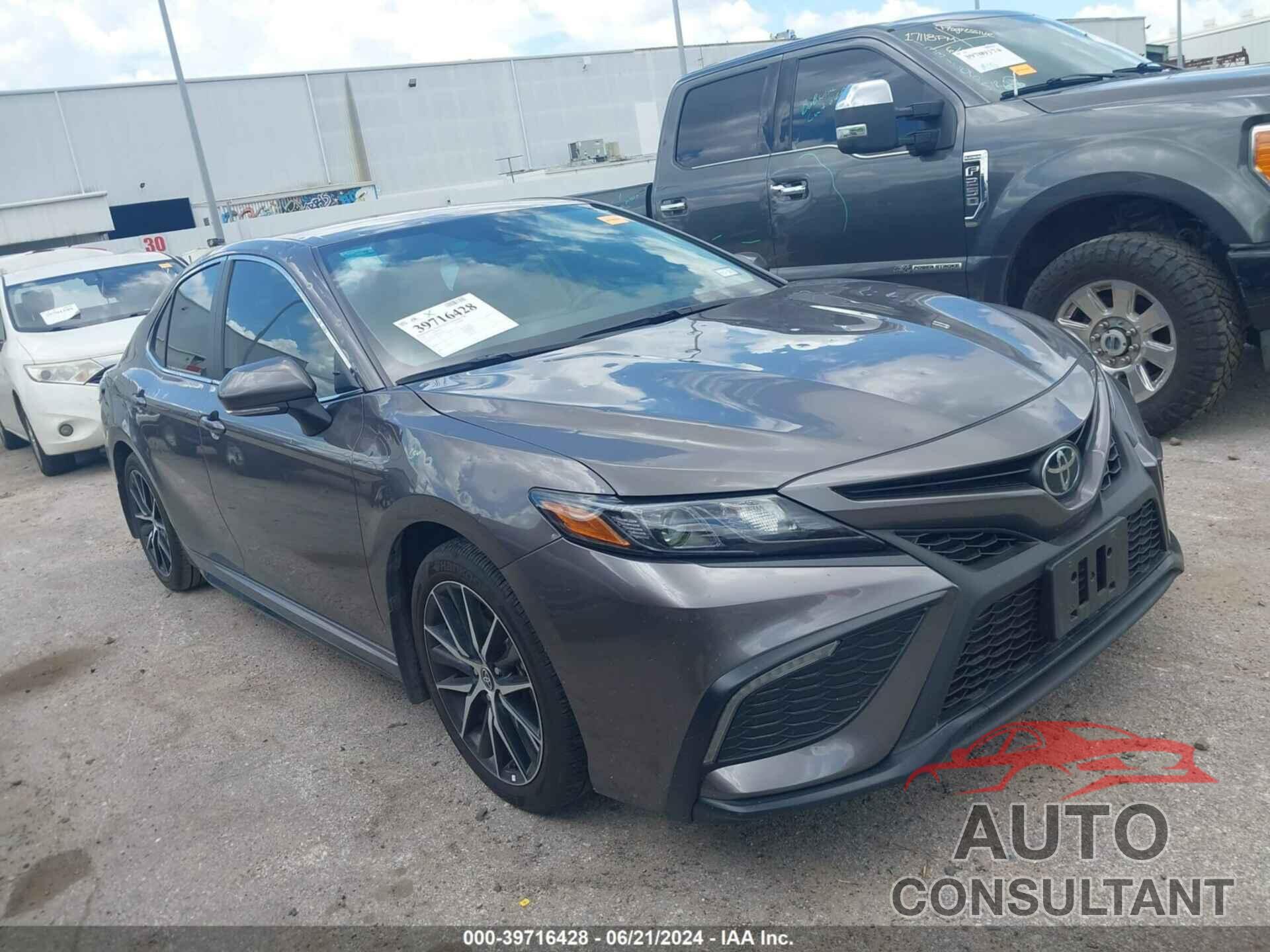 TOYOTA CAMRY 2024 - 4T1G11AK4RU855657