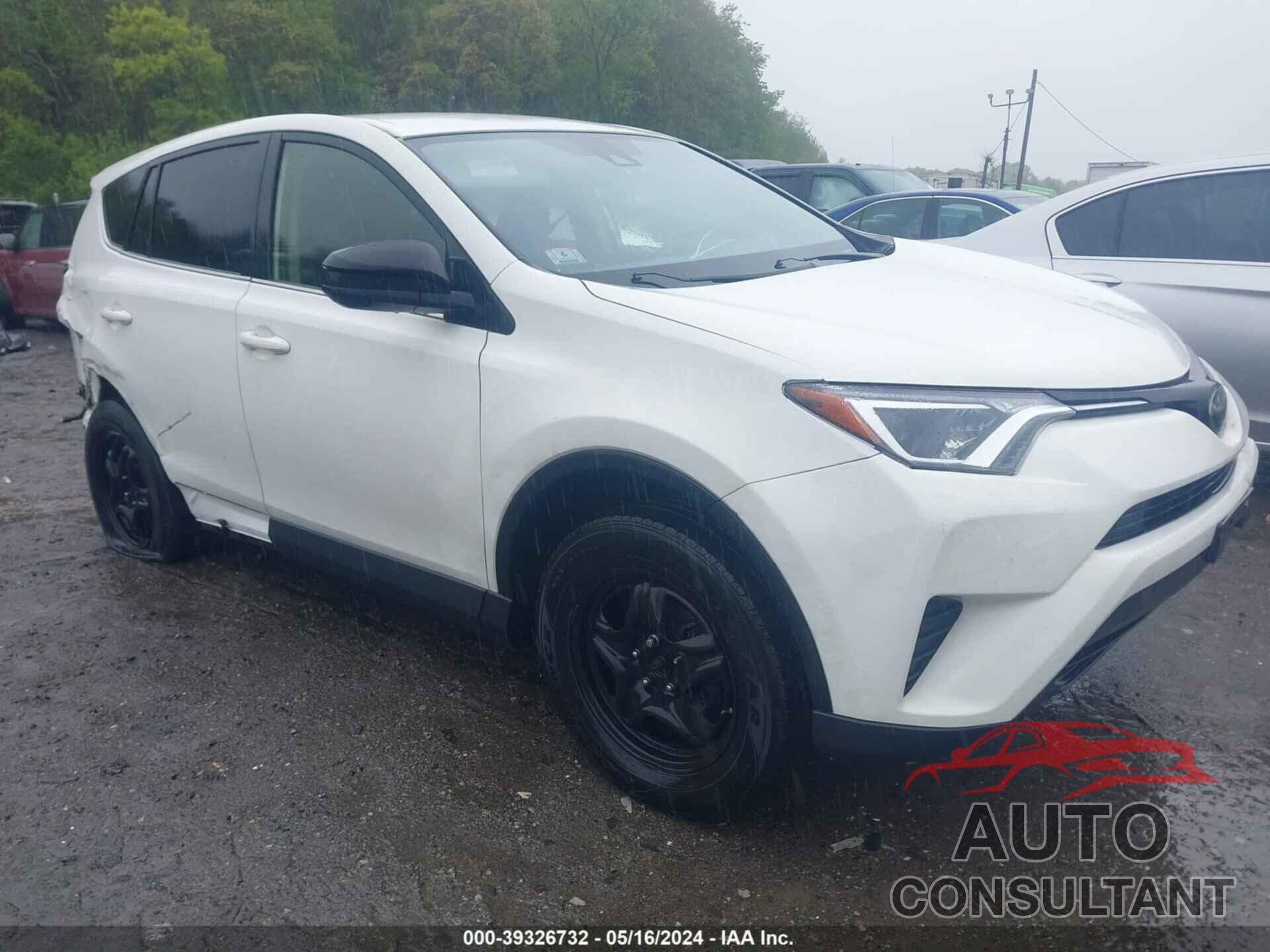 TOYOTA RAV4 2018 - JTMBFREV0JJ729045