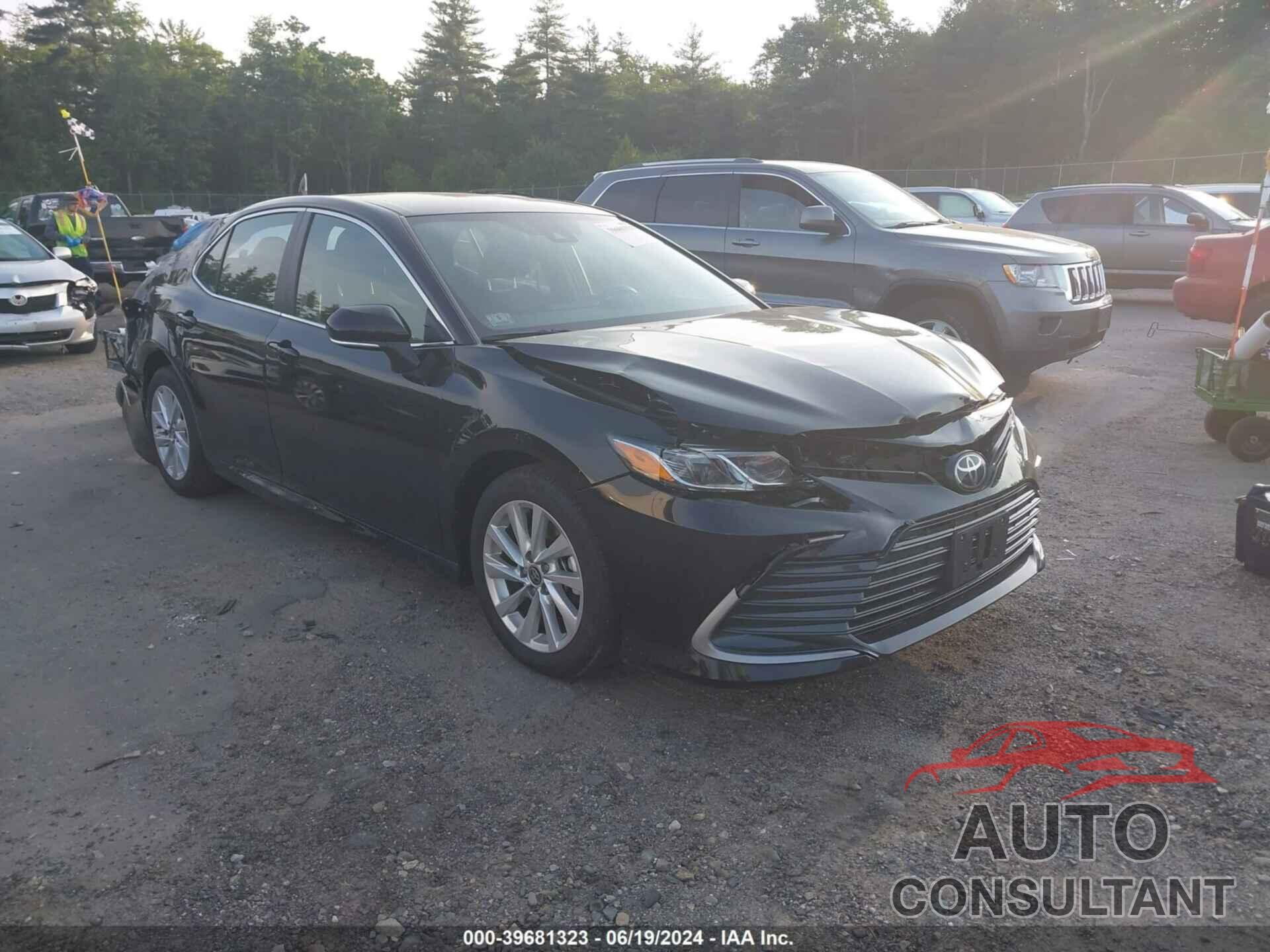 TOYOTA CAMRY 2023 - 4T1C11BK1PU103733