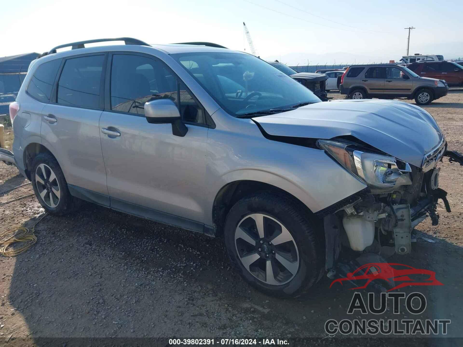 SUBARU FORESTER 2018 - JF2SJAGC3JH590548