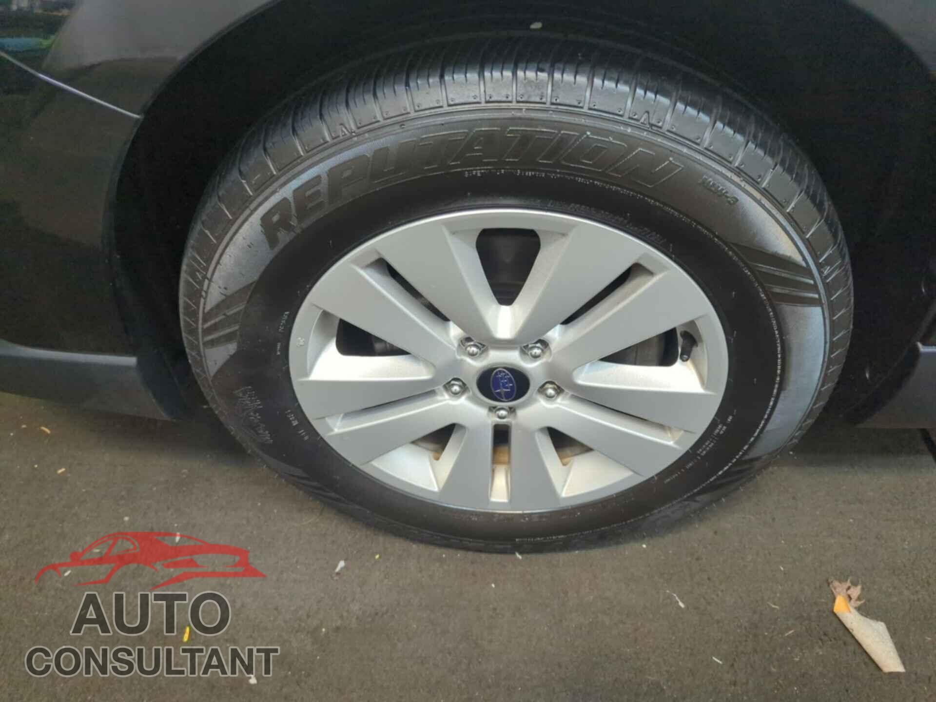 SUBARU OUTBACK 2018 - 4S4BSAFC9J3317832