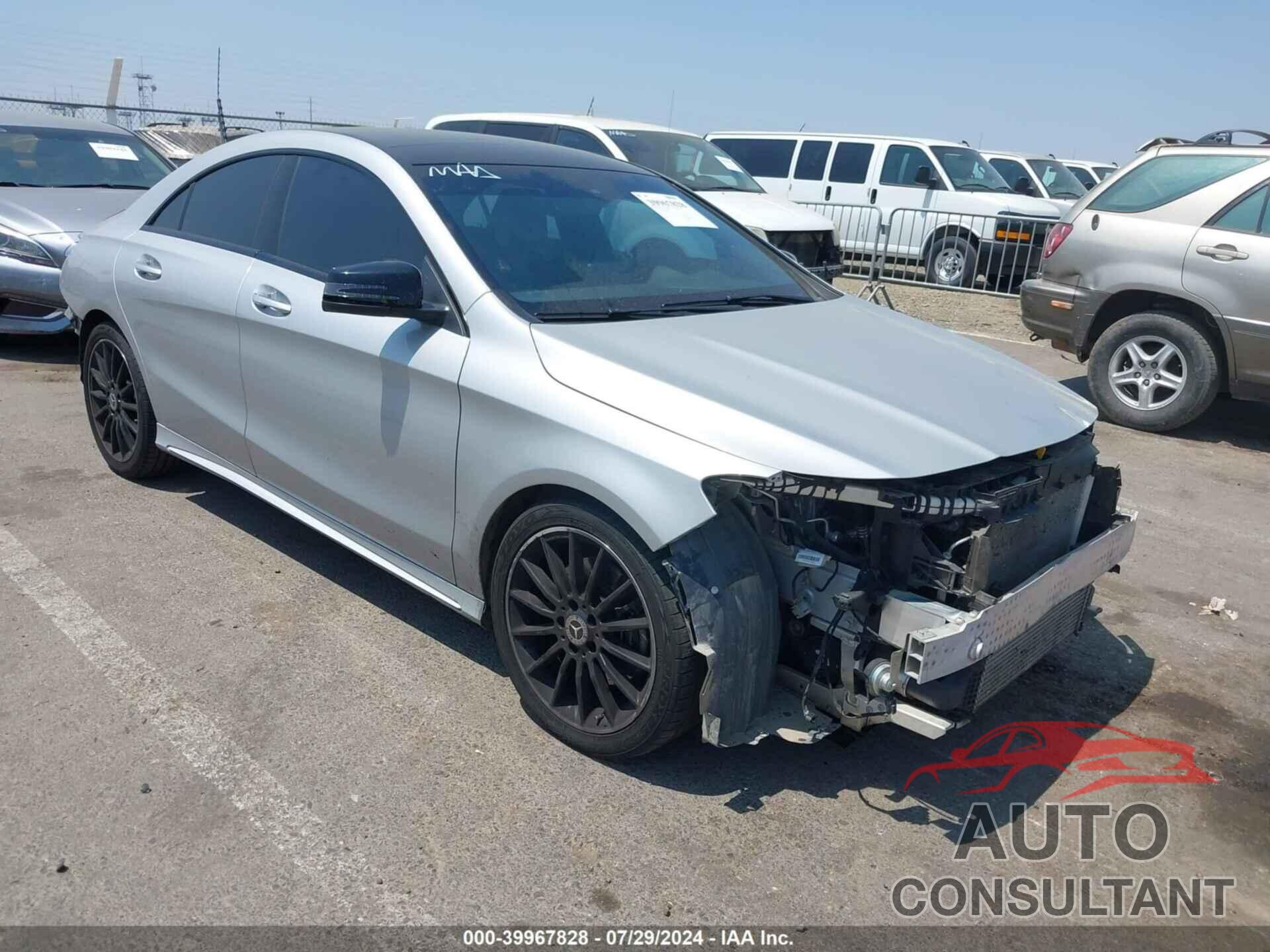MERCEDES-BENZ CLA 250 2018 - WDDSJ4EB4JN568639