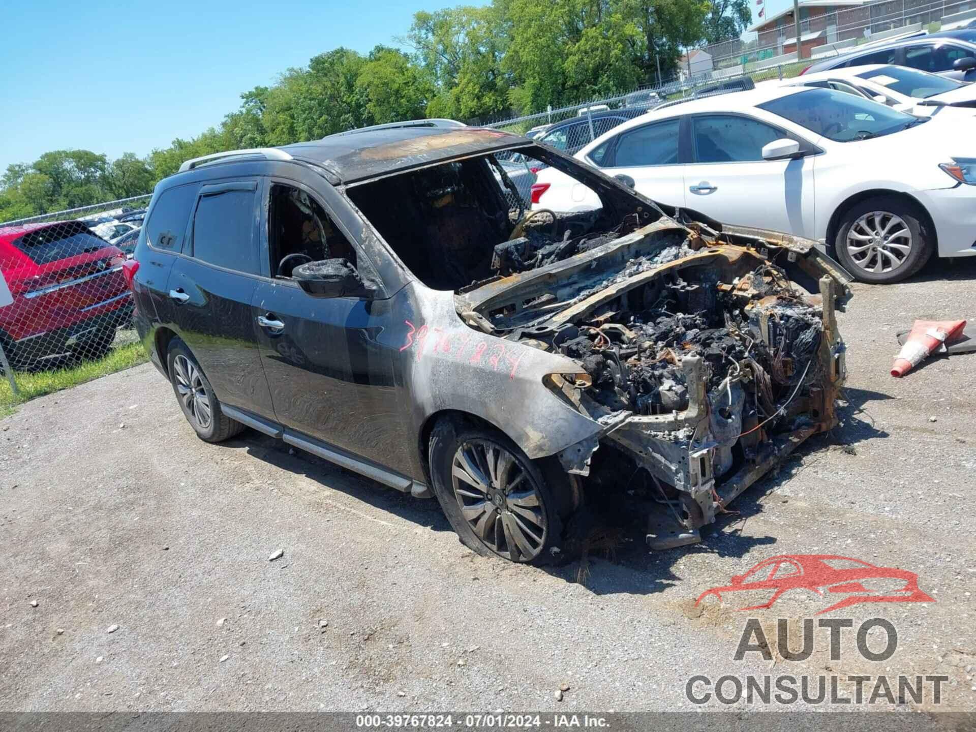 NISSAN PATHFINDER 2017 - 5N1DR2MN2HC647210