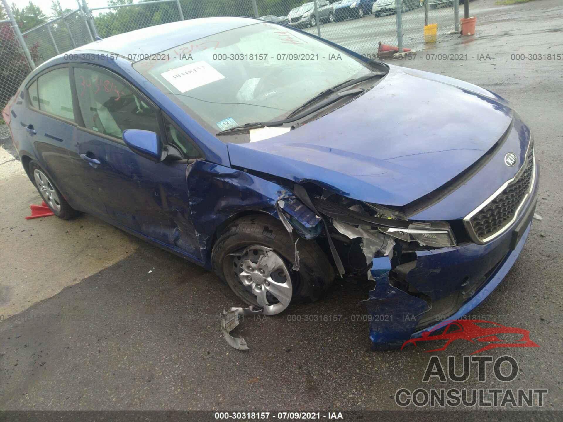 KIA FORTE 2018 - 3KPFK4A74JE258411
