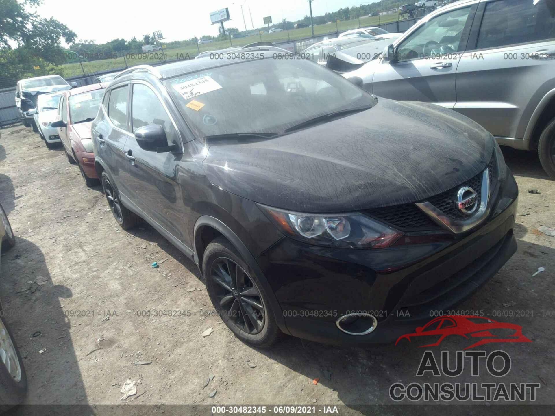 NISSAN ROGUE SPORT 2017 - JN1BJ1CR2HW127222