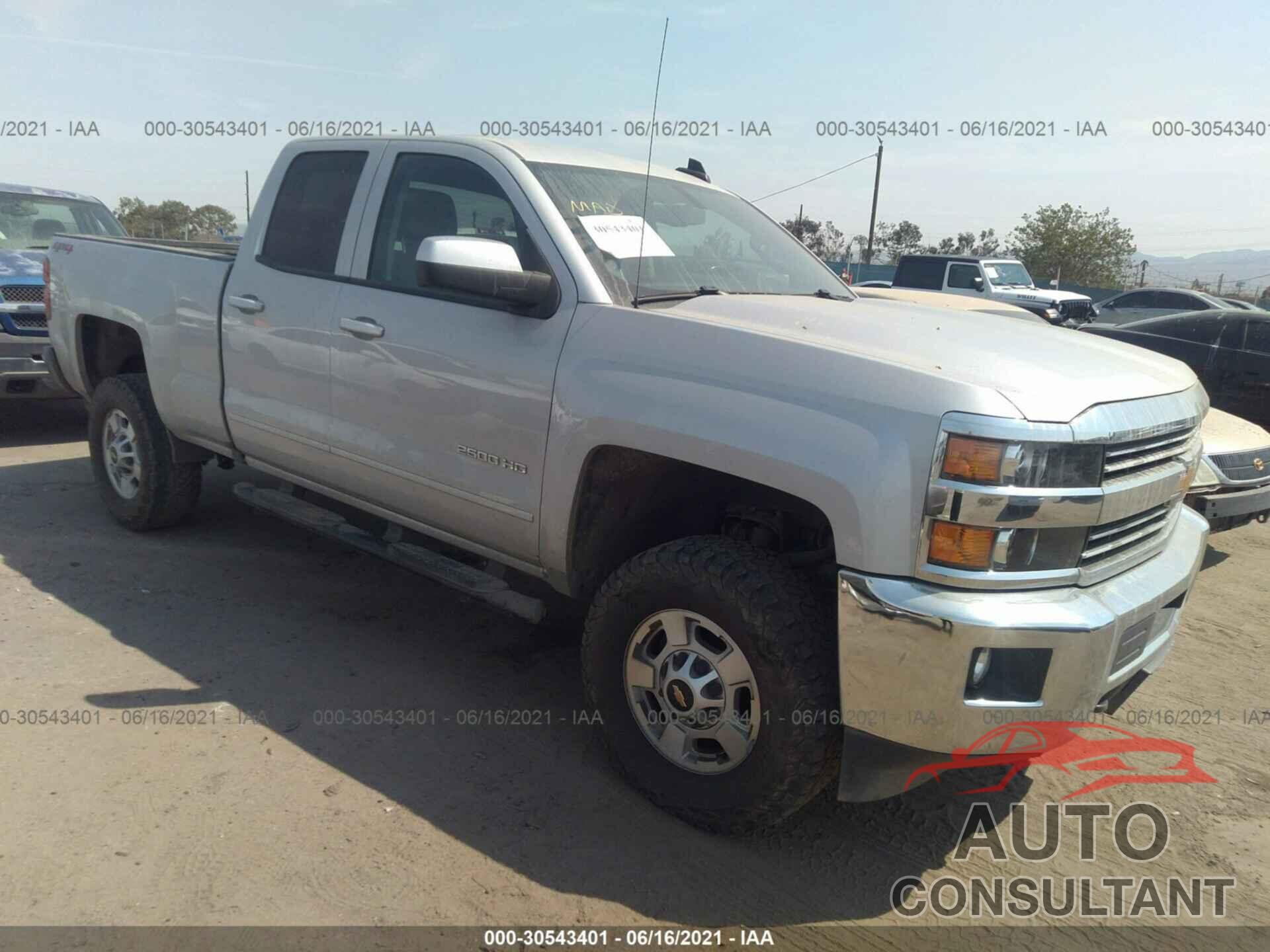 CHEVROLET SILVERADO 2500HD 2018 - 1GC2KVEG5JZ213111