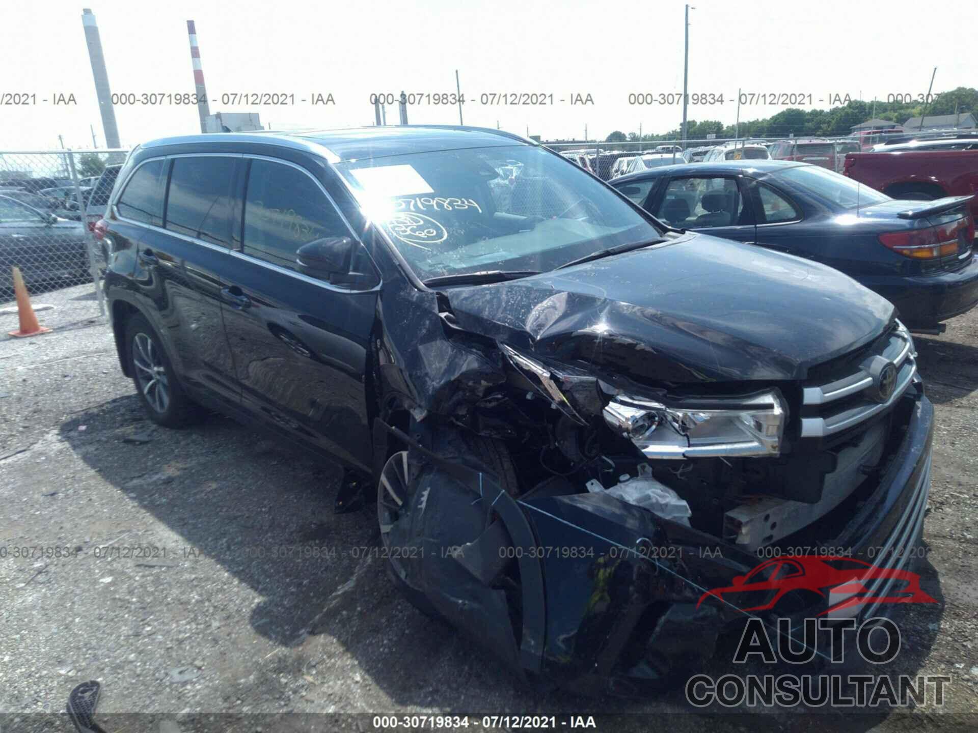 TOYOTA HIGHLANDER 2017 - 5TDJZRFH9HS477949