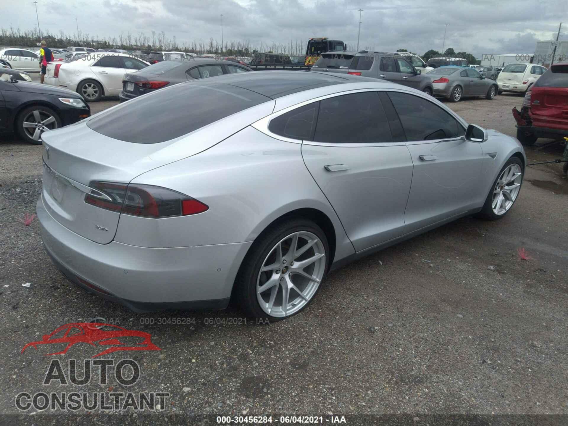 TESLA MODEL S 2016 - 5YJSA1E23GF132588