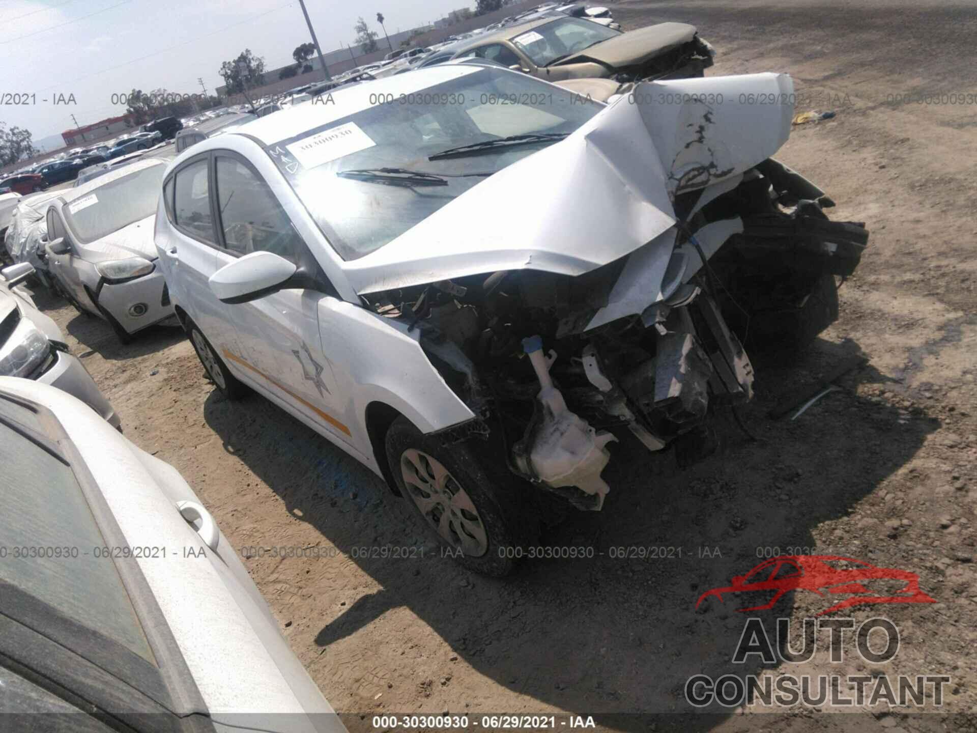 HYUNDAI ACCENT 2016 - KMHCT5AE9GU239217