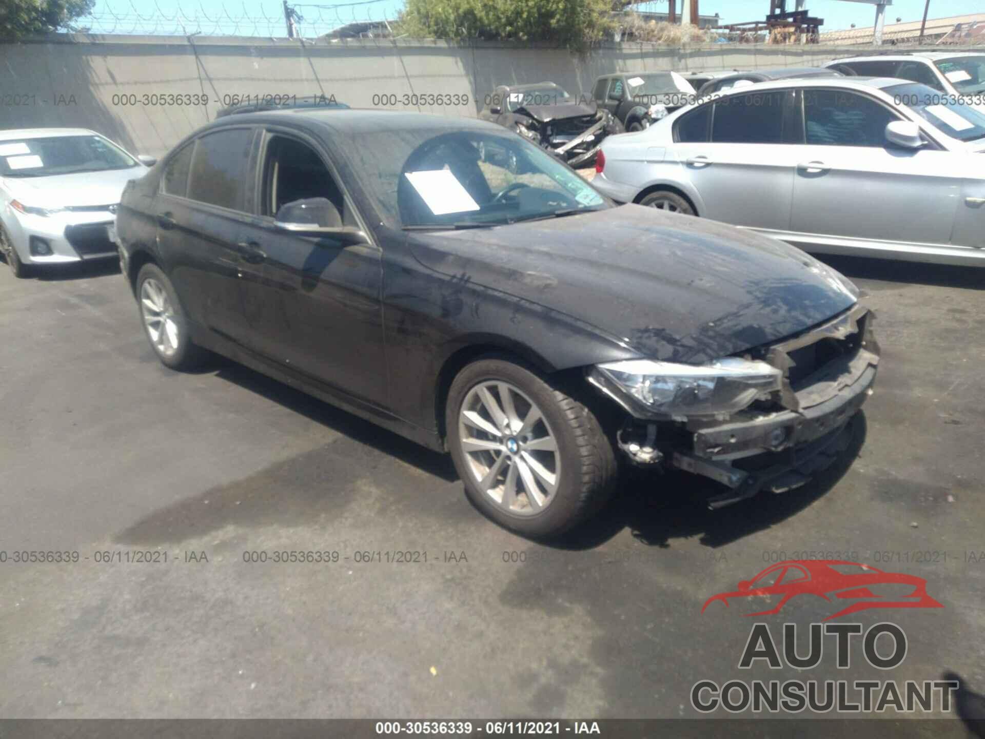 BMW 3 SERIES 2016 - WBA8E1G52GNT34987